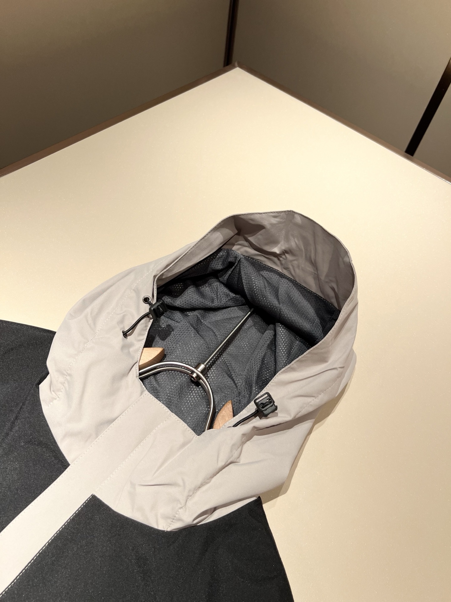 ARCTER*X始*祖鸟 2025秋冬新款男女同款👫夹克外套，户外品牌可能大家第一想到的就是加拿大鹅、始