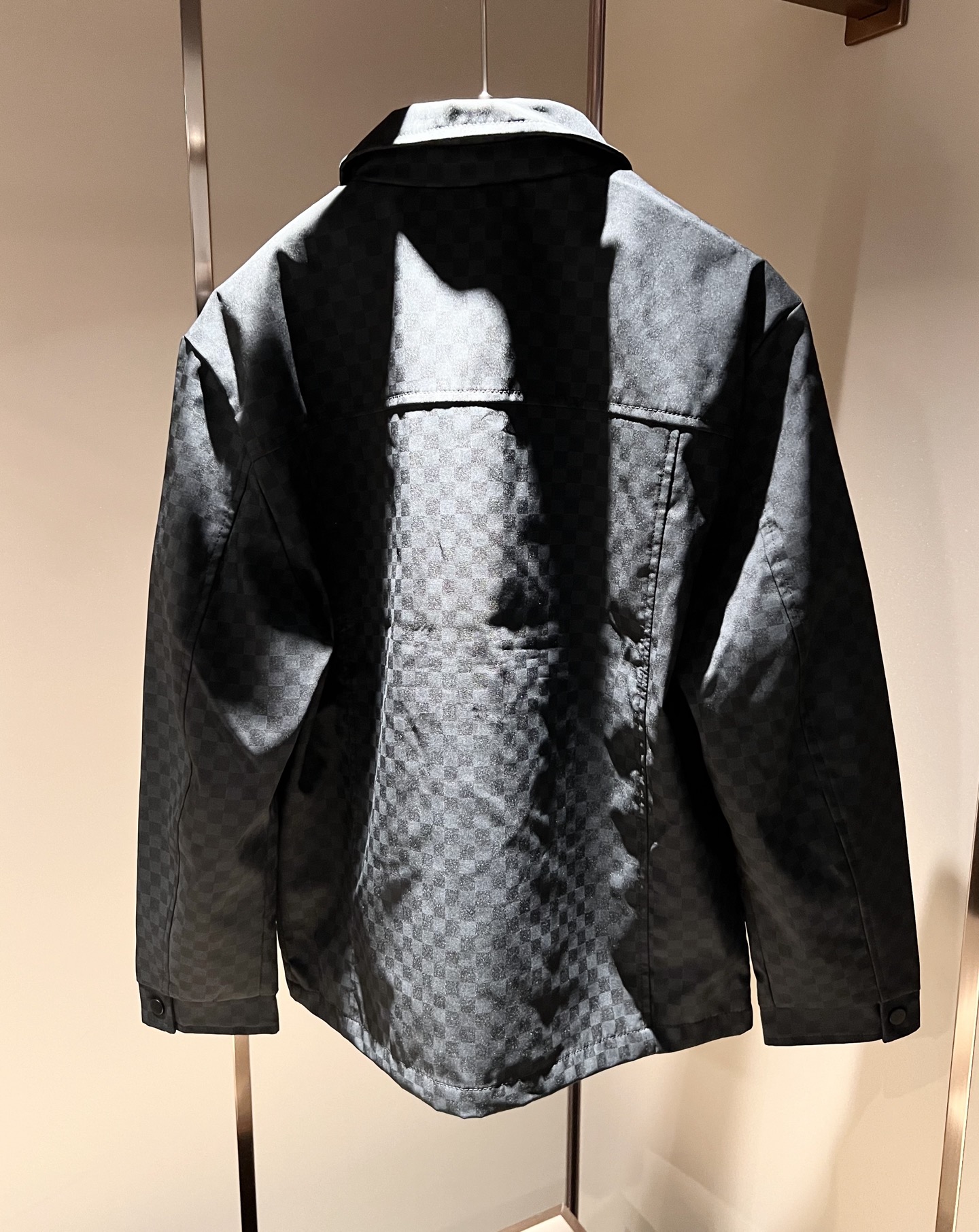 LouisVuitt*路易*登 2025秋冬新品最新款夹克外套，立体logo图案刺绣设计！！贸易公司渠道