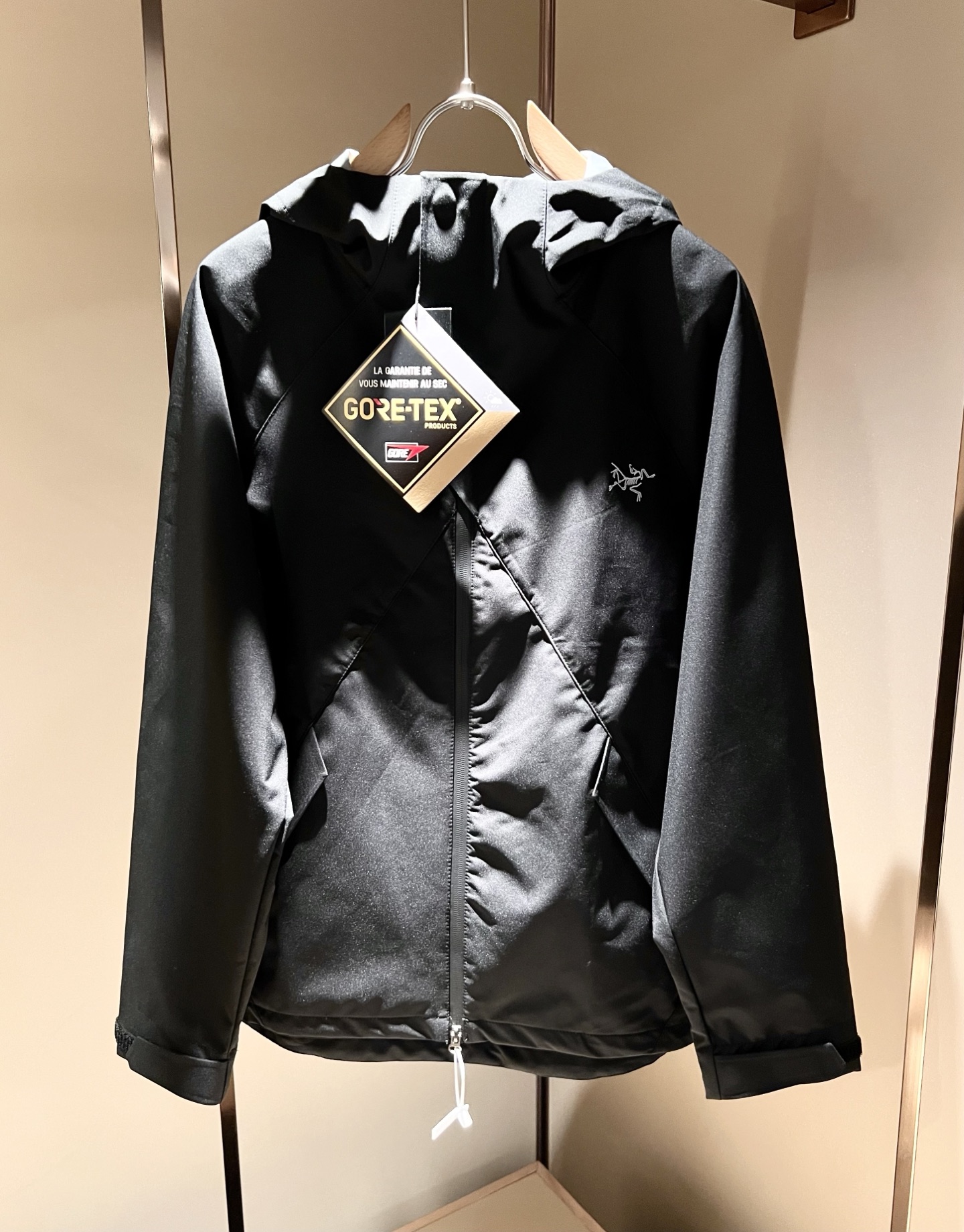 ARCTER*X始*祖鸟 2025秋冬新款男女同款👫夹克外套，户外品牌可能大家第一想到的就是加拿大鹅、始