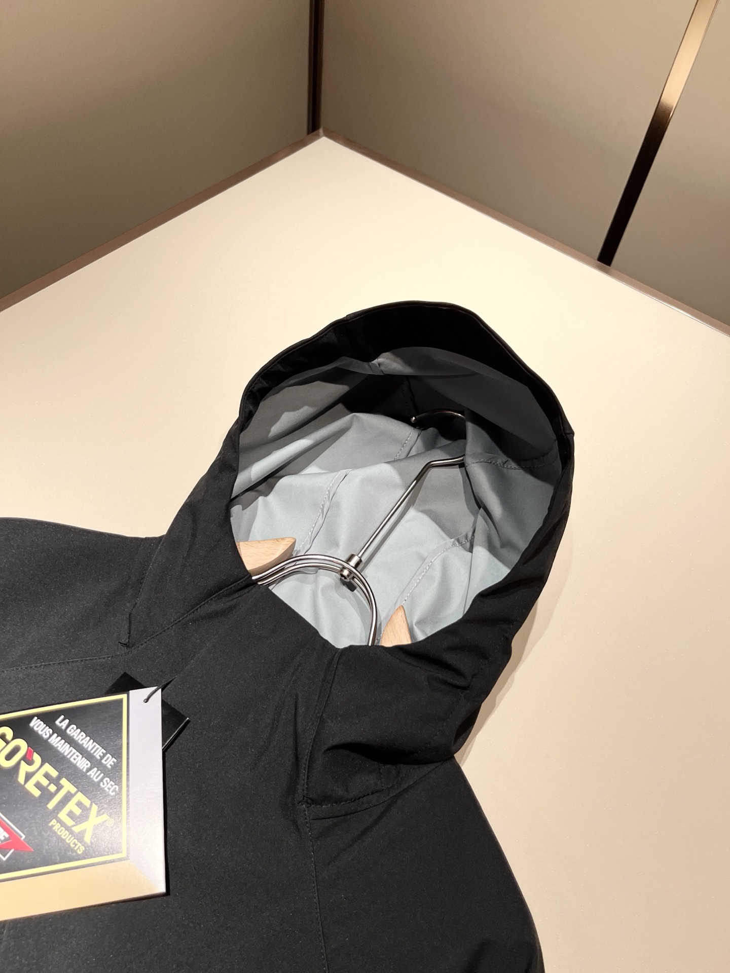 ARCTER*X始*祖鸟 2025秋冬新款男女同款👫夹克外套，户外品牌可能大家第一想到的就是加拿大鹅、始