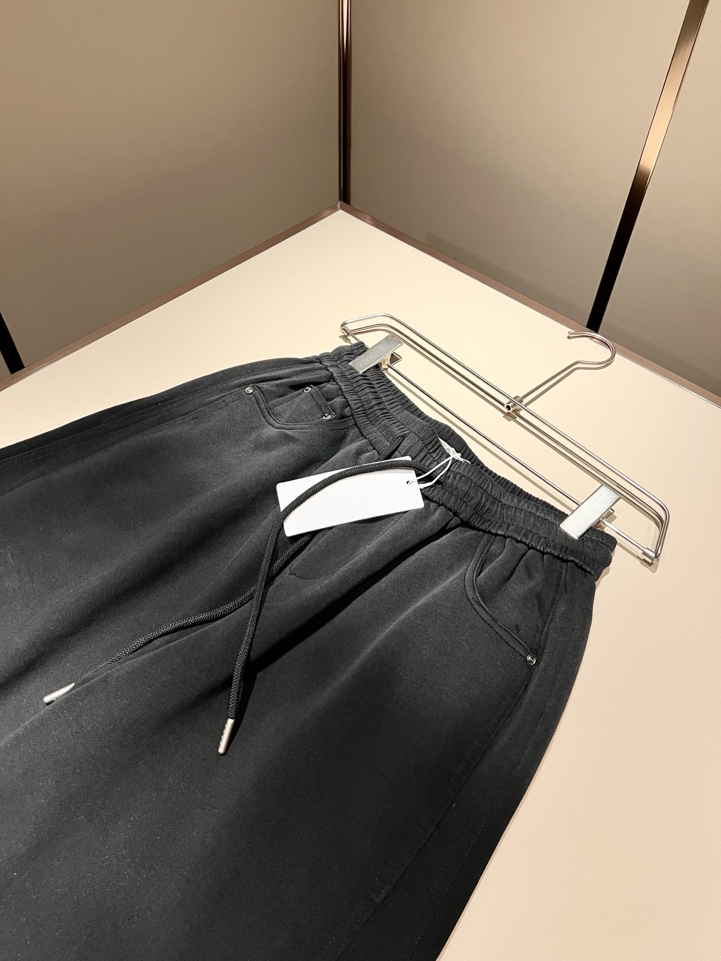 马吉拉 maison margiel 2025秋冬新款男女同款👫休闲裤，专柜同步发售！定制专属洗水纯棉面