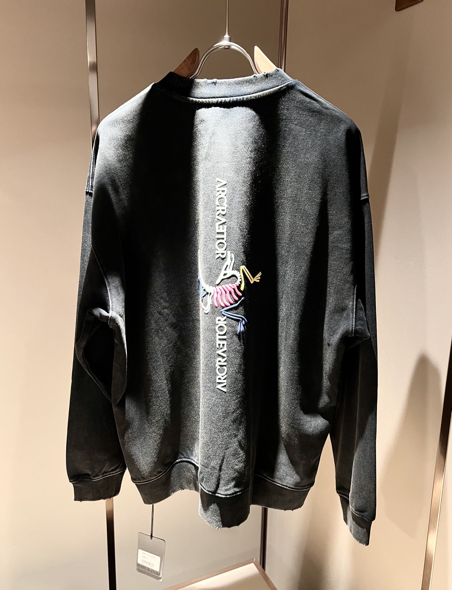 ARCTER*X始*祖鸟 2025秋冬新款男女同款👫休闲卫衣，户外品牌可能大家第一想到的就是加拿大鹅、始