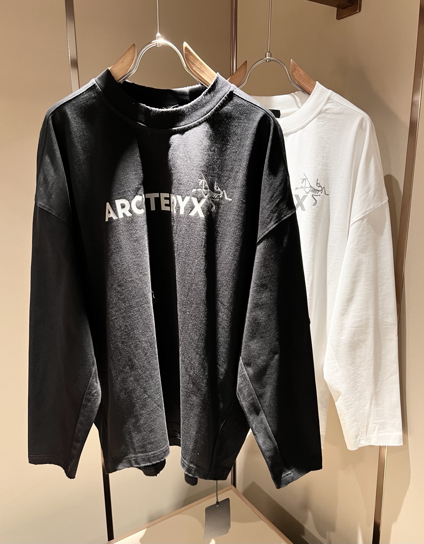 ARCTER*X始*祖鸟 2025秋冬新款男女同款👫休闲打底衫，户外品牌可能大家第一想到的就是加拿大鹅、