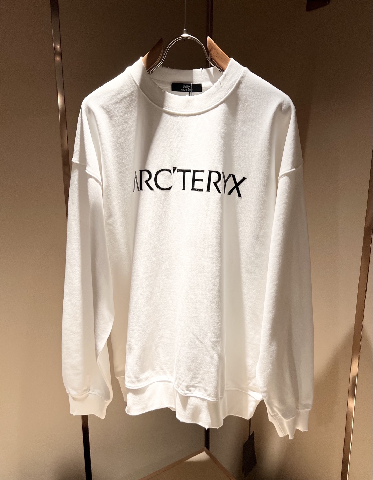 ARCTER*X始*祖鸟 2025秋冬新款男女同款👫休闲卫衣，户外品牌可能大家第一想到的就是加拿大鹅、始