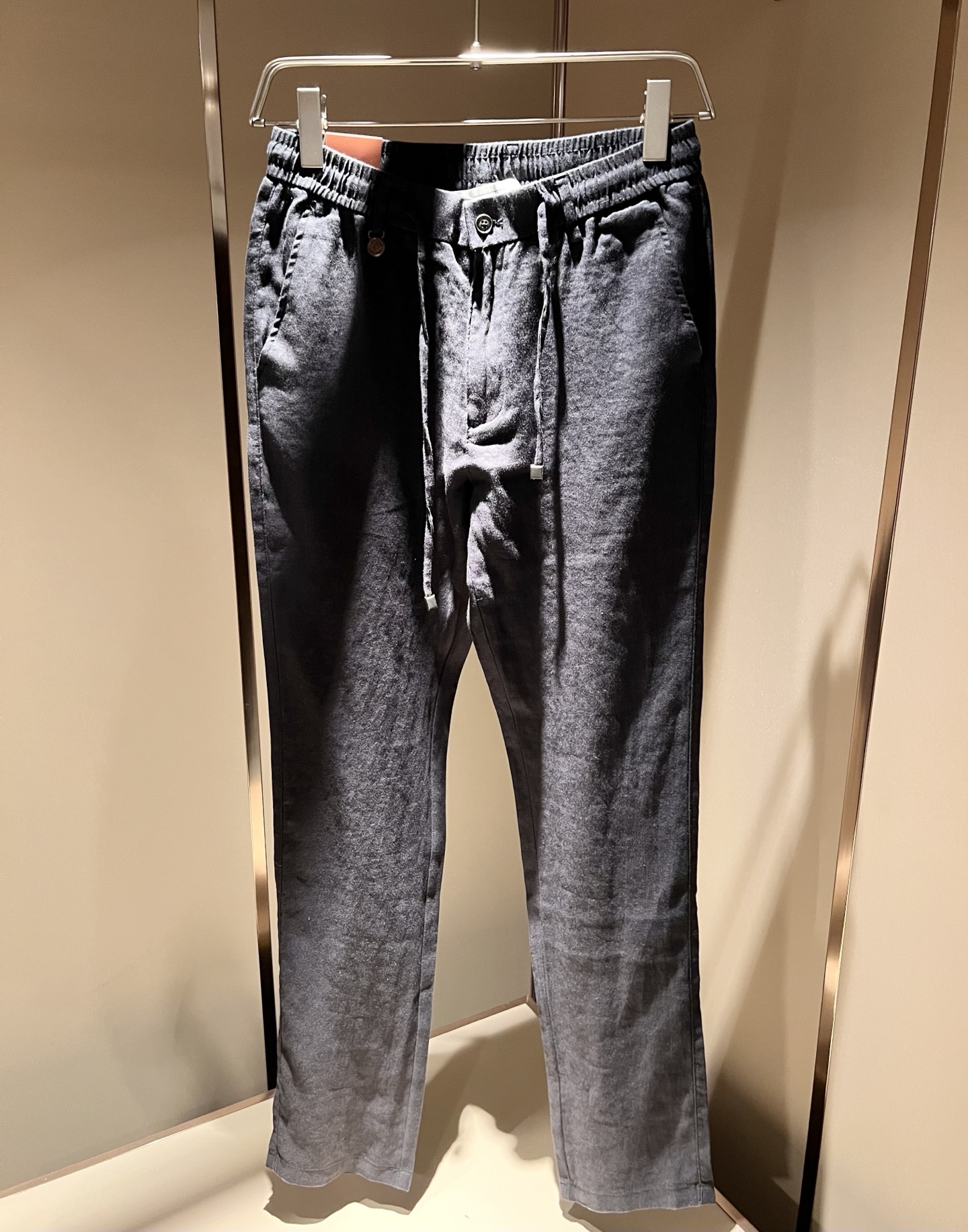 Loro Piana诺悠翩雅 2025秋冬男士套装，最新的贸易订单全品相！！网红款！上身舒适透气，不僵硬