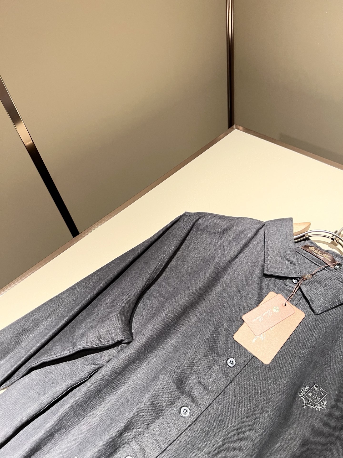 Loro Piana诺悠翩雅 2025秋冬男士套装，最新的贸易订单全品相！！网红款！上身舒适透气，不僵硬