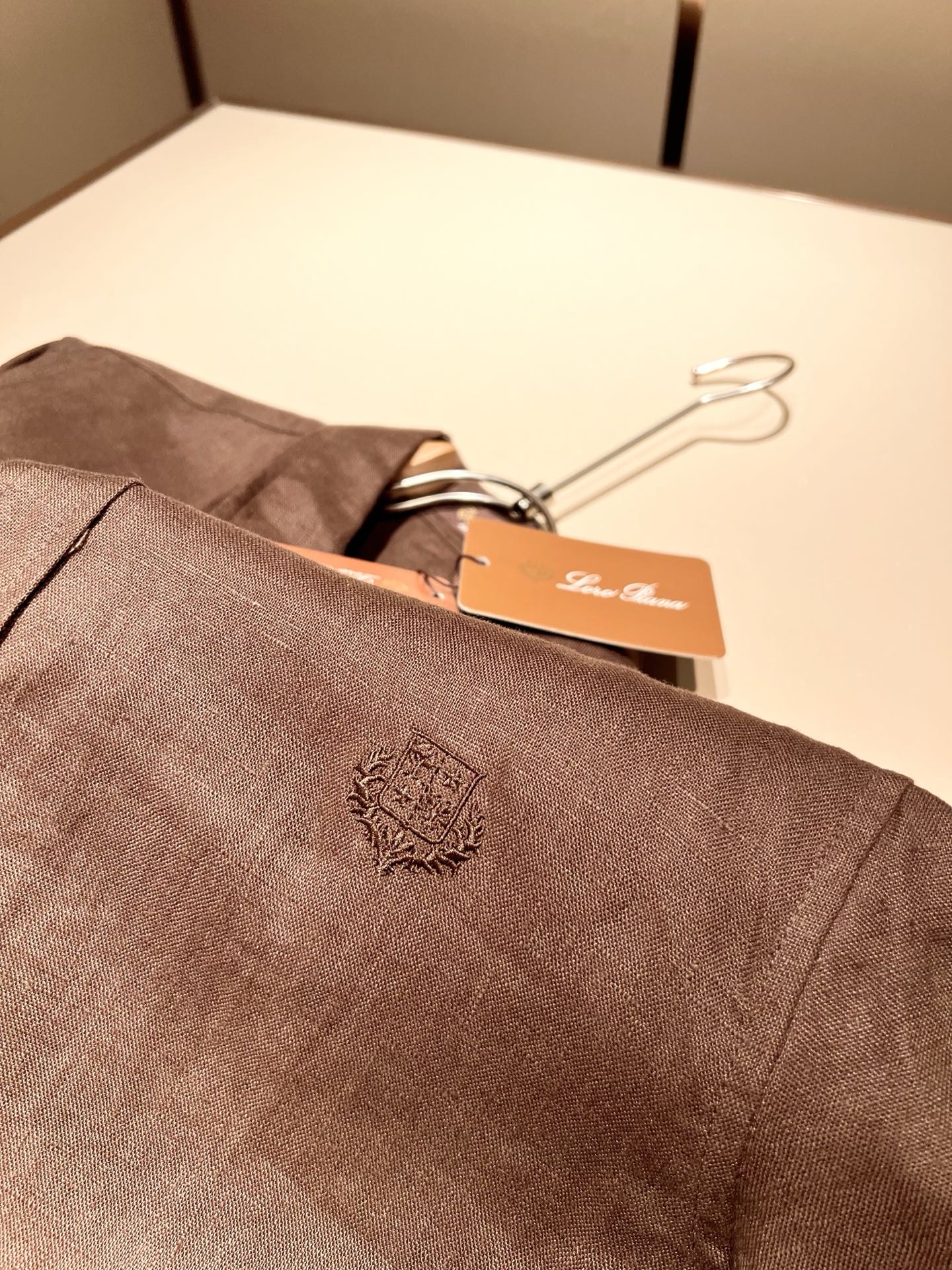 Loro Piana诺悠翩雅 2025秋冬男士套装，最新的贸易订单全品相！！网红款！上身舒适透气，不僵硬