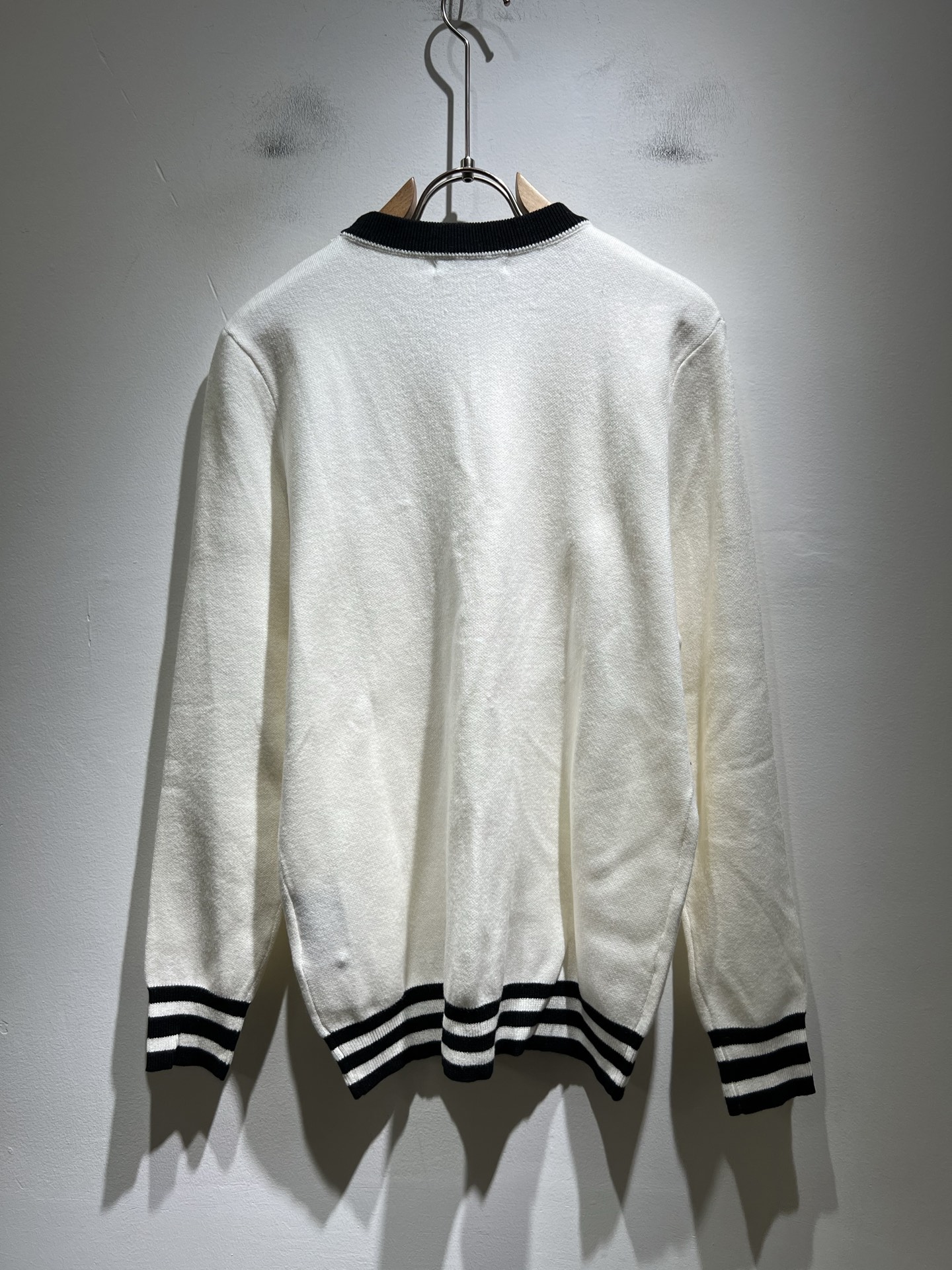 PRAD*A普*达2025秋冬新款男士针织羊毛衫，最新款全网独家首上！！~既经典有时尚百搭，谁不爱啊，将