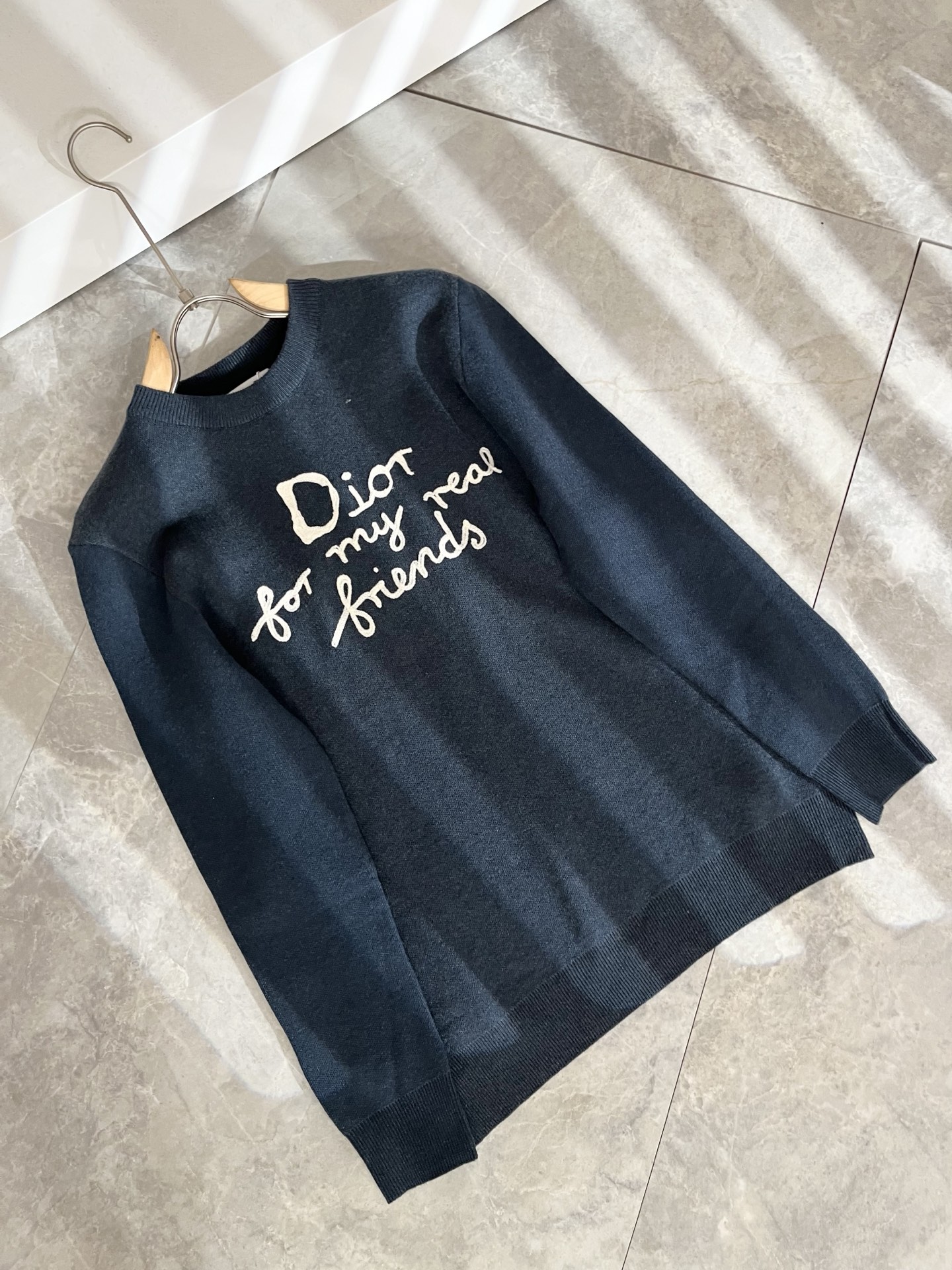 Dior*迪家 2025秋冬新款男女同款👫针织羊毛衫，专柜同步发售！定制专属羊毛🐑面料，从容百搭，档次极