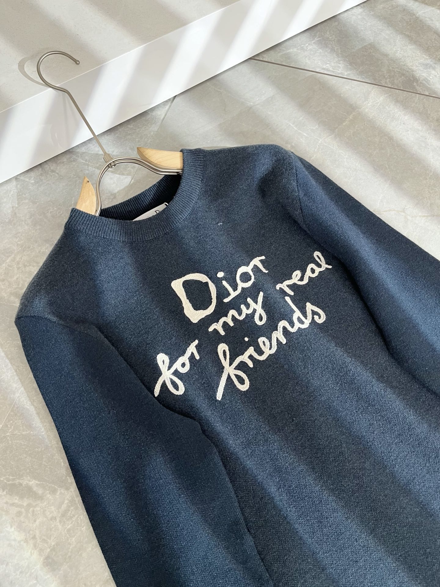 Dior*迪家 2025秋冬新款男女同款👫针织羊毛衫，专柜同步发售！定制专属羊毛🐑面料，从容百搭，档次极