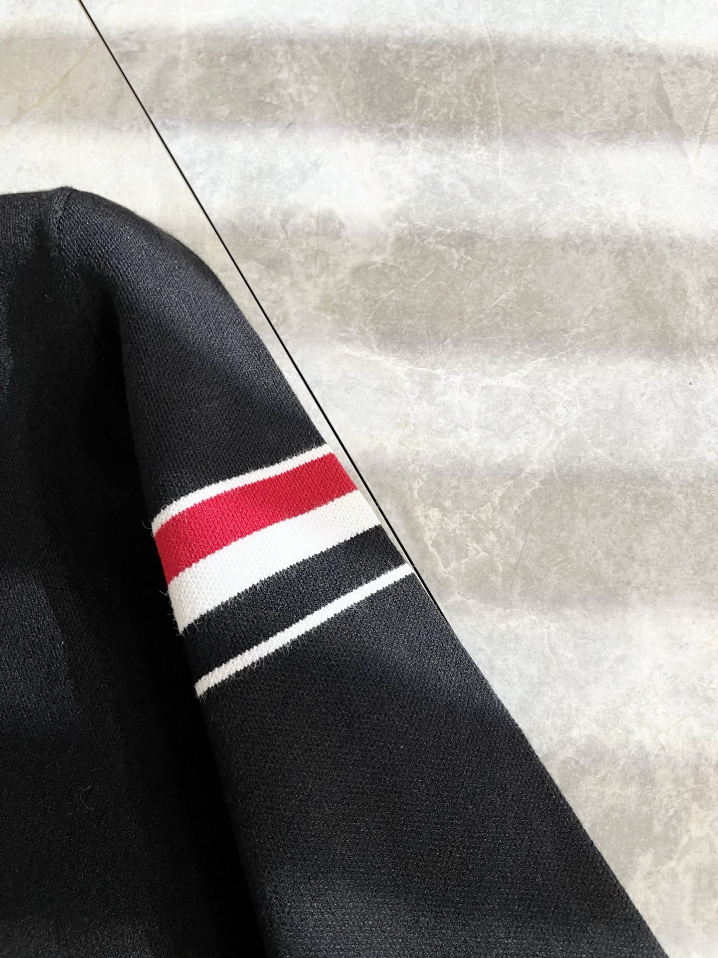 ThomBrow*e汤姆*朗2025秋冬新款男女同款👫针织羊毛衫，今年的专柜新品，男女同款👫超软羊毛面料