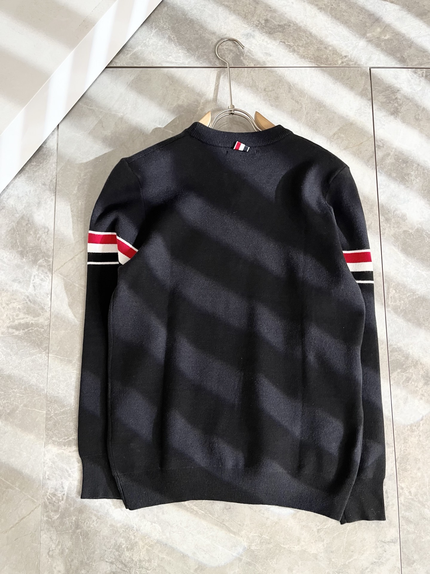 ThomBrow*e汤姆*朗2025秋冬新款男女同款👫针织羊毛衫，今年的专柜新品，男女同款👫超软羊毛面料