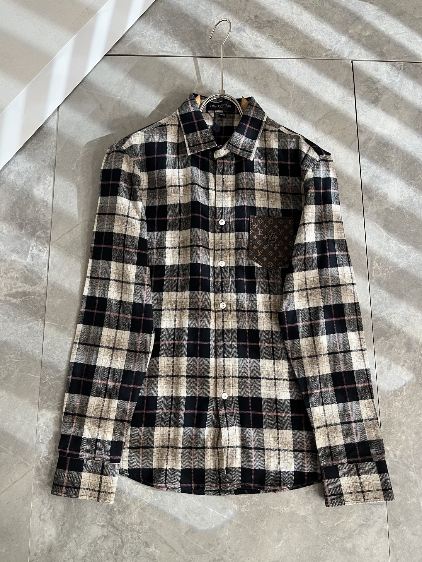 Louis Vuit*on 路易*登 2025秋冬新款轻奢男女同款👫衬衣，路易家族的新高端，细节品质永远