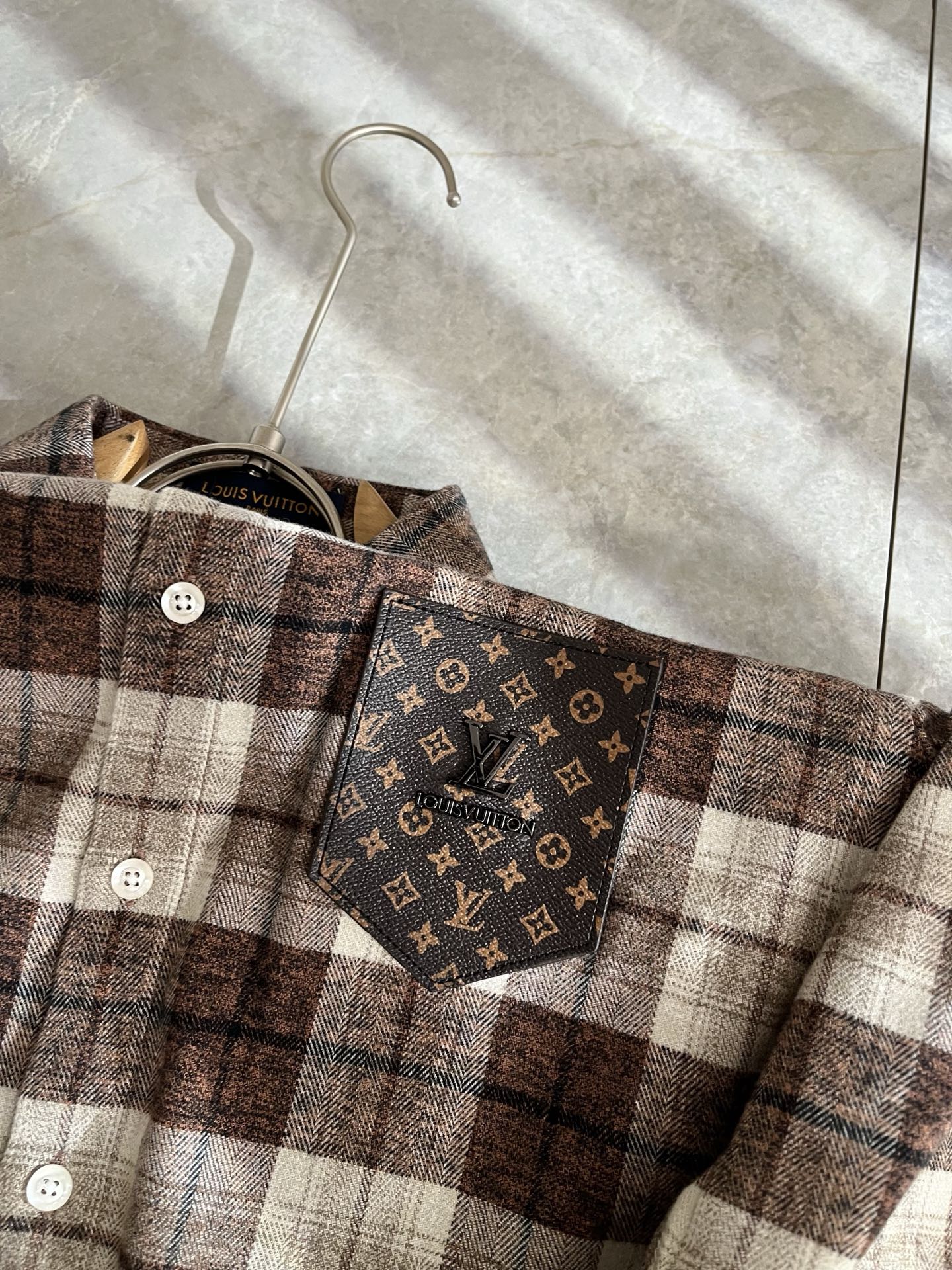 Louis Vuit*on 路易*登 2025秋冬新款轻奢男女同款👫衬衣，路易家族的新高端，细节品质永远