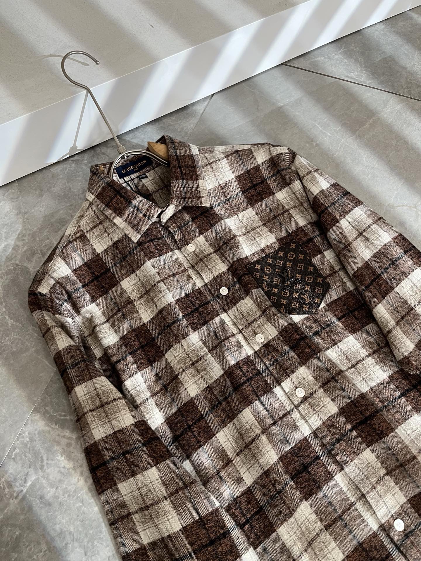 Louis Vuit*on 路易*登 2025秋冬新款轻奢男女同款👫衬衣，路易家族的新高端，细节品质永远