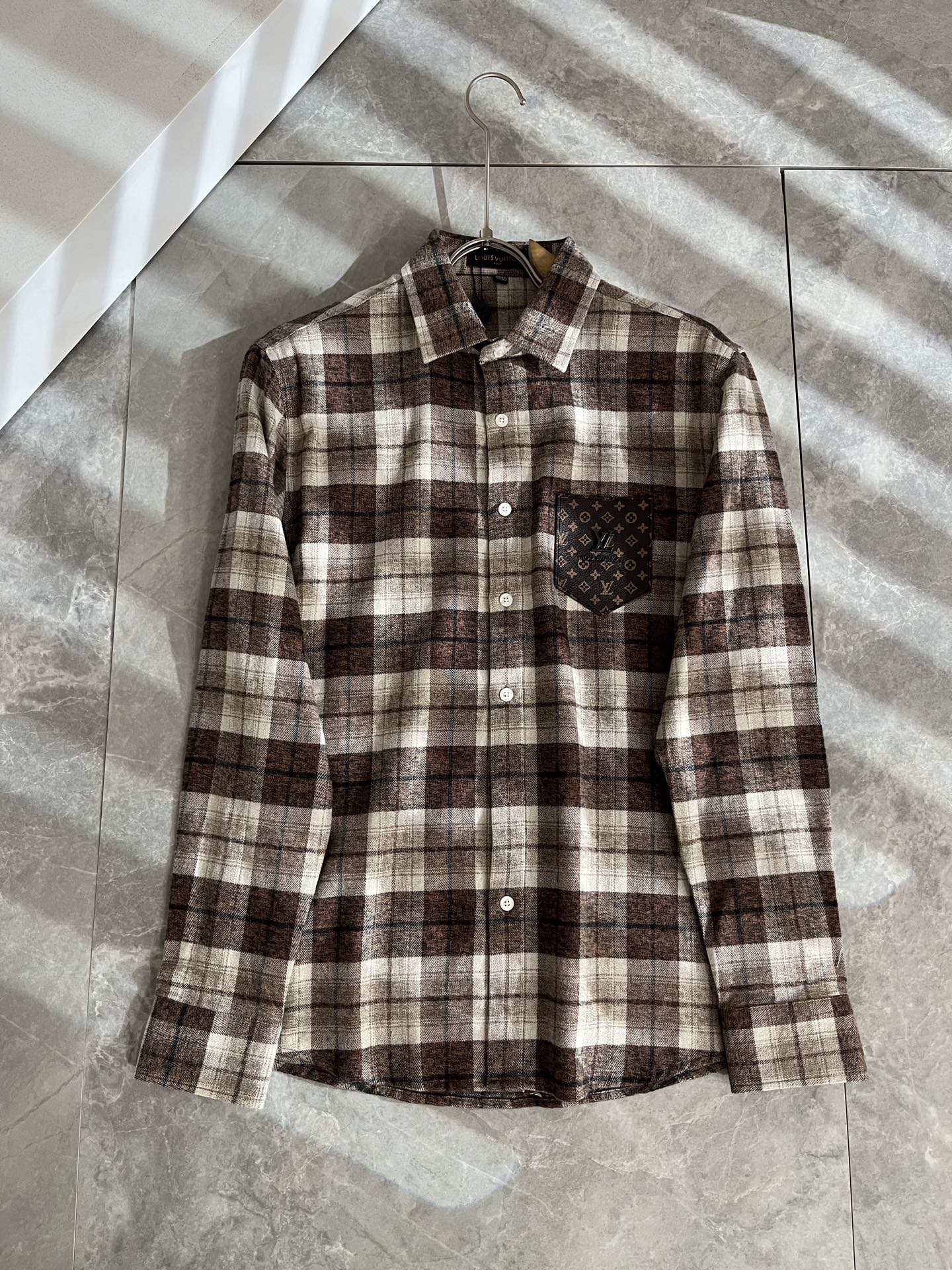 Louis Vuit*on 路易*登 2025秋冬新款轻奢男女同款👫衬衣，路易家族的新高端，细节品质永远