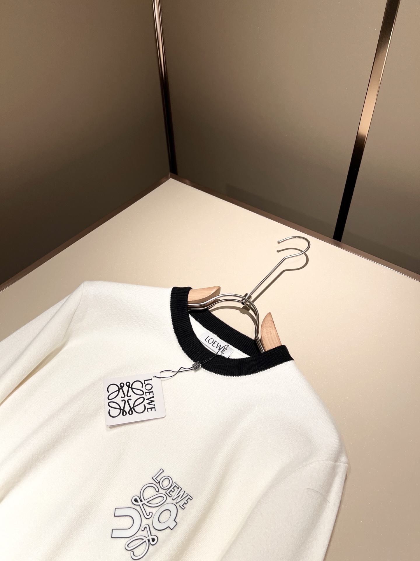 LO*WE/罗*威2025秋冬新款男女同款👫针织羊毛衫，贸易公司渠道货，2025年最新品，官柜同步售卖，