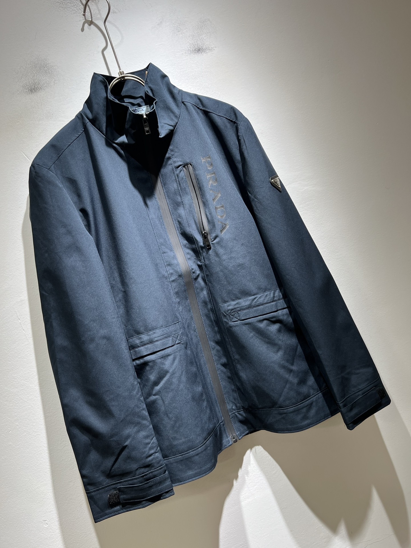 PRAD*A普*达2025秋冬休闲夹克外套，最新时尚休闲拉链夹克，时尚夹克外套!贸易公司渠道稀出，同步官