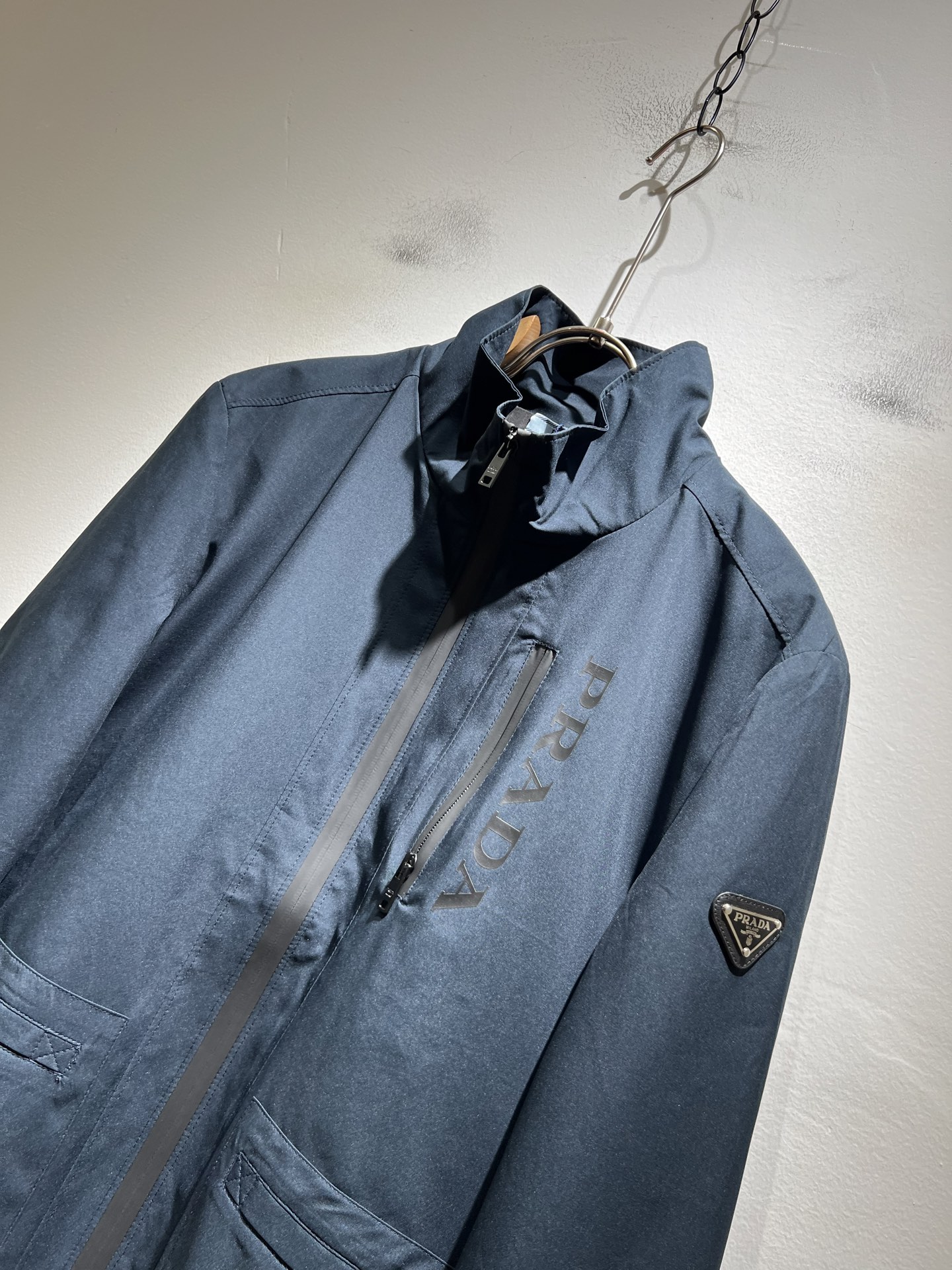 PRAD*A普*达2025秋冬休闲夹克外套，最新时尚休闲拉链夹克，时尚夹克外套!贸易公司渠道稀出，同步官