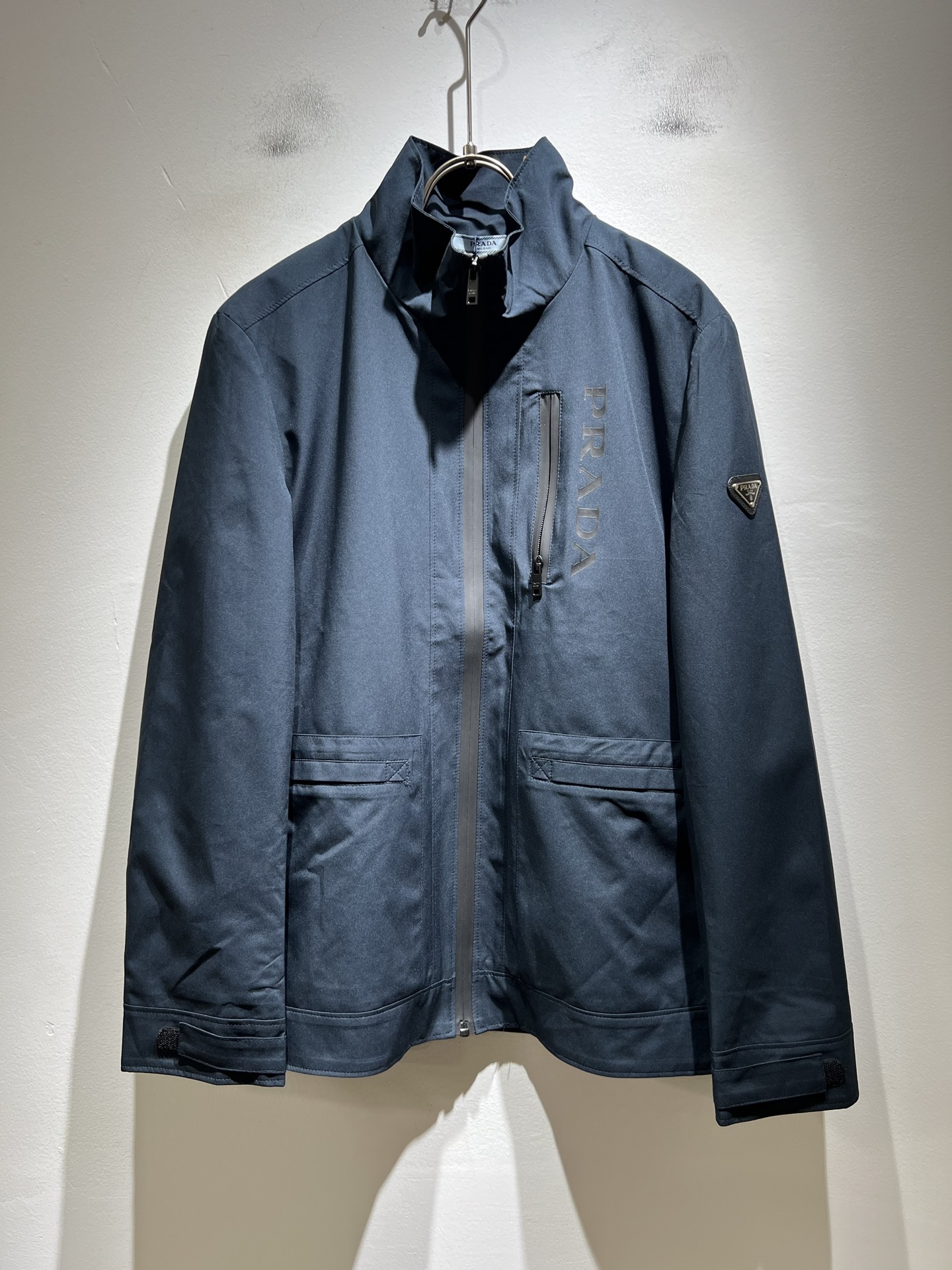 PRAD*A普*达2025秋冬休闲夹克外套，最新时尚休闲拉链夹克，时尚夹克外套!贸易公司渠道稀出，同步官
