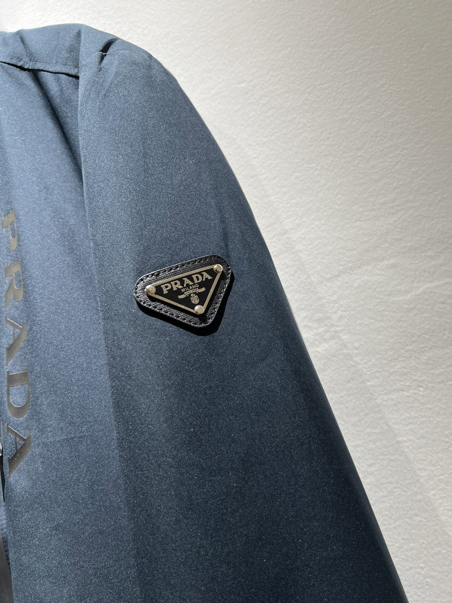 PRAD*A普*达2025秋冬休闲夹克外套，最新时尚休闲拉链夹克，时尚夹克外套!贸易公司渠道稀出，同步官