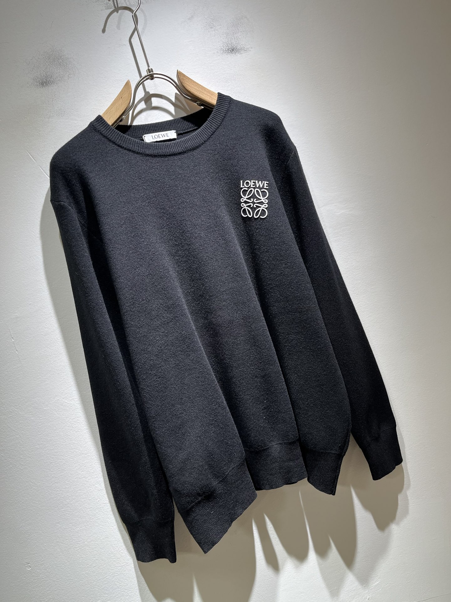 LO*WE/罗*威2025秋冬新款男女同款👫针织羊毛衫，贸易公司渠道货，2025年最新品，官柜同步售卖，