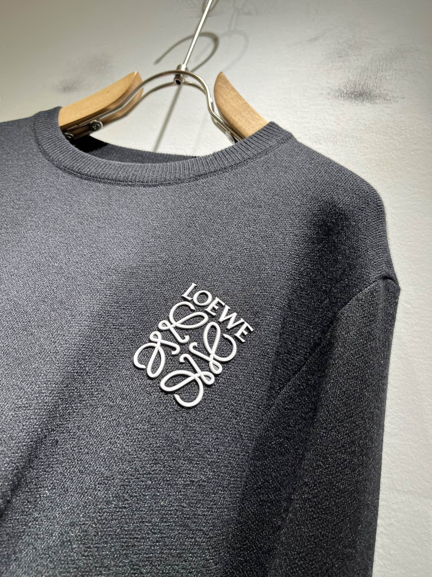 LO*WE/罗*威2025秋冬新款男女同款👫针织羊毛衫，贸易公司渠道货，2025年最新品，官柜同步售卖，