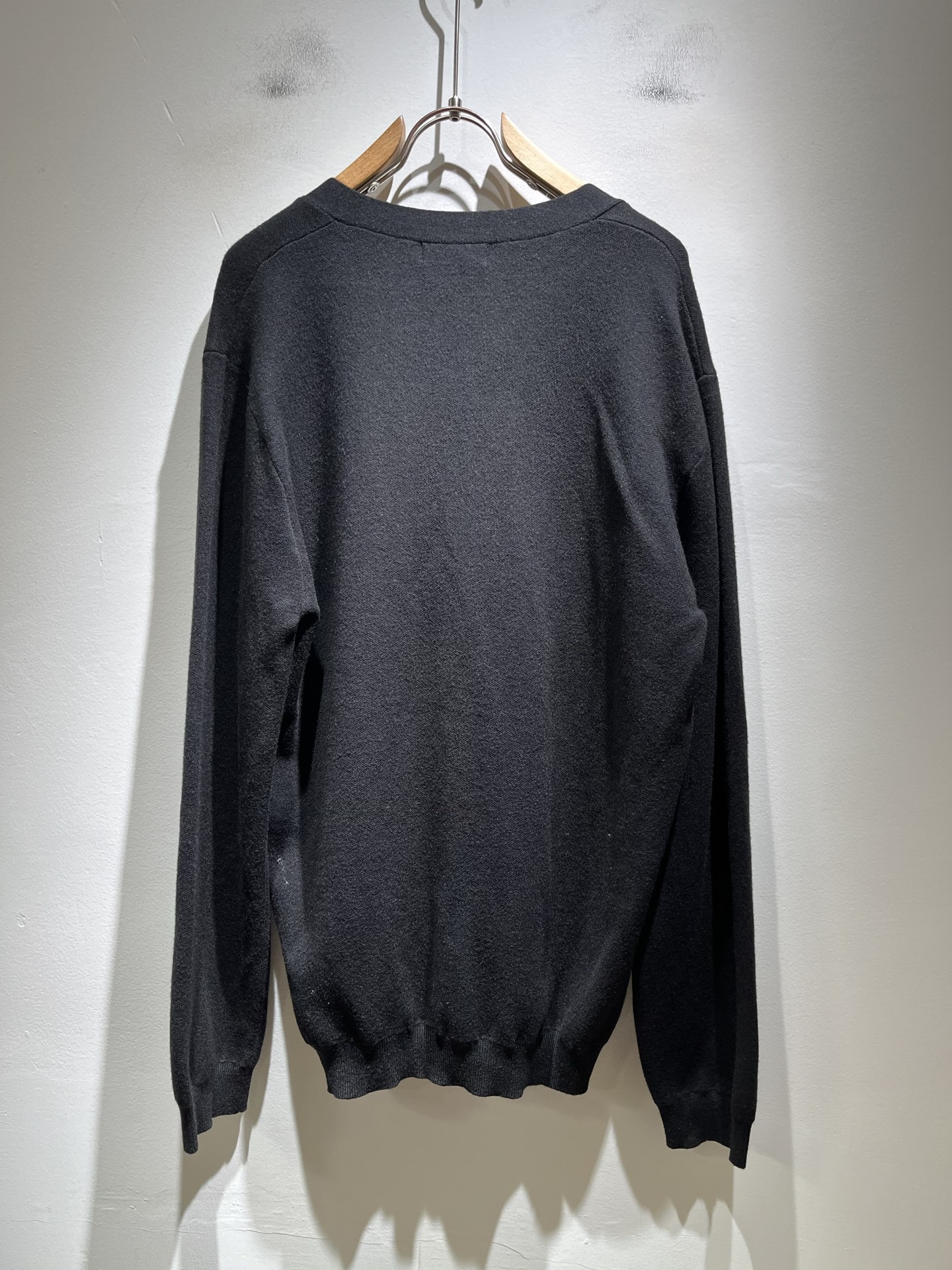 Bur*erry 巴*莉 2025秋冬新款长袖针织羊毛开衫，品牌经典设计元素！既不单调也不复杂,恰到好处