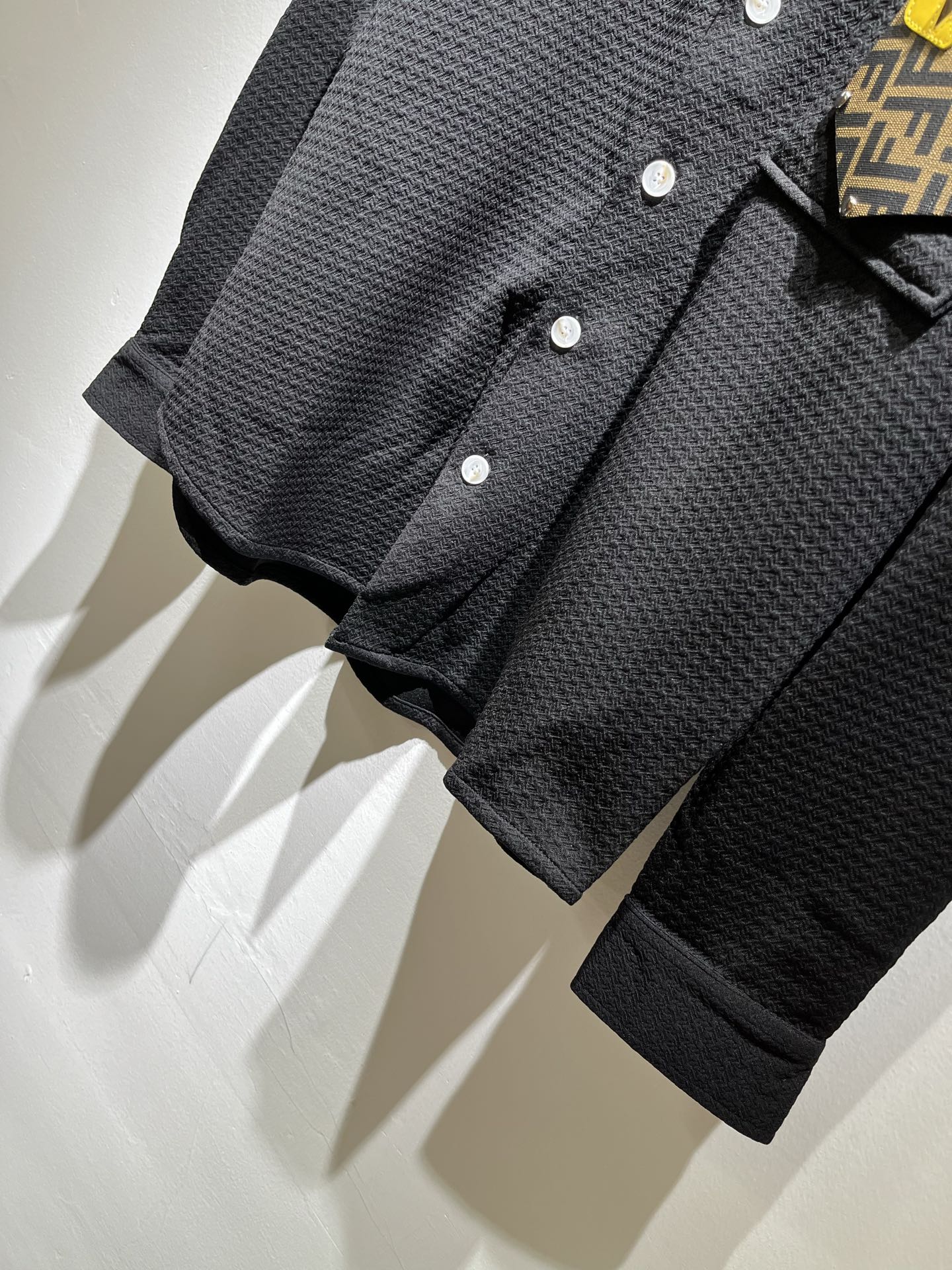 FEN*DI芬迪 2025秋季新款男士长袖衬衣，潮流轻奢新品登场 原单复刻产物 高端品质 市场最高版本 