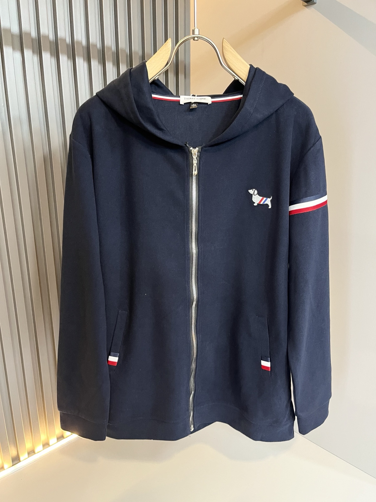 ThomBrow*e汤姆*朗 ~2025秋冬新品男女同款👫连帽卫衣！官网同步有售，休闲经典，独特设计魅力