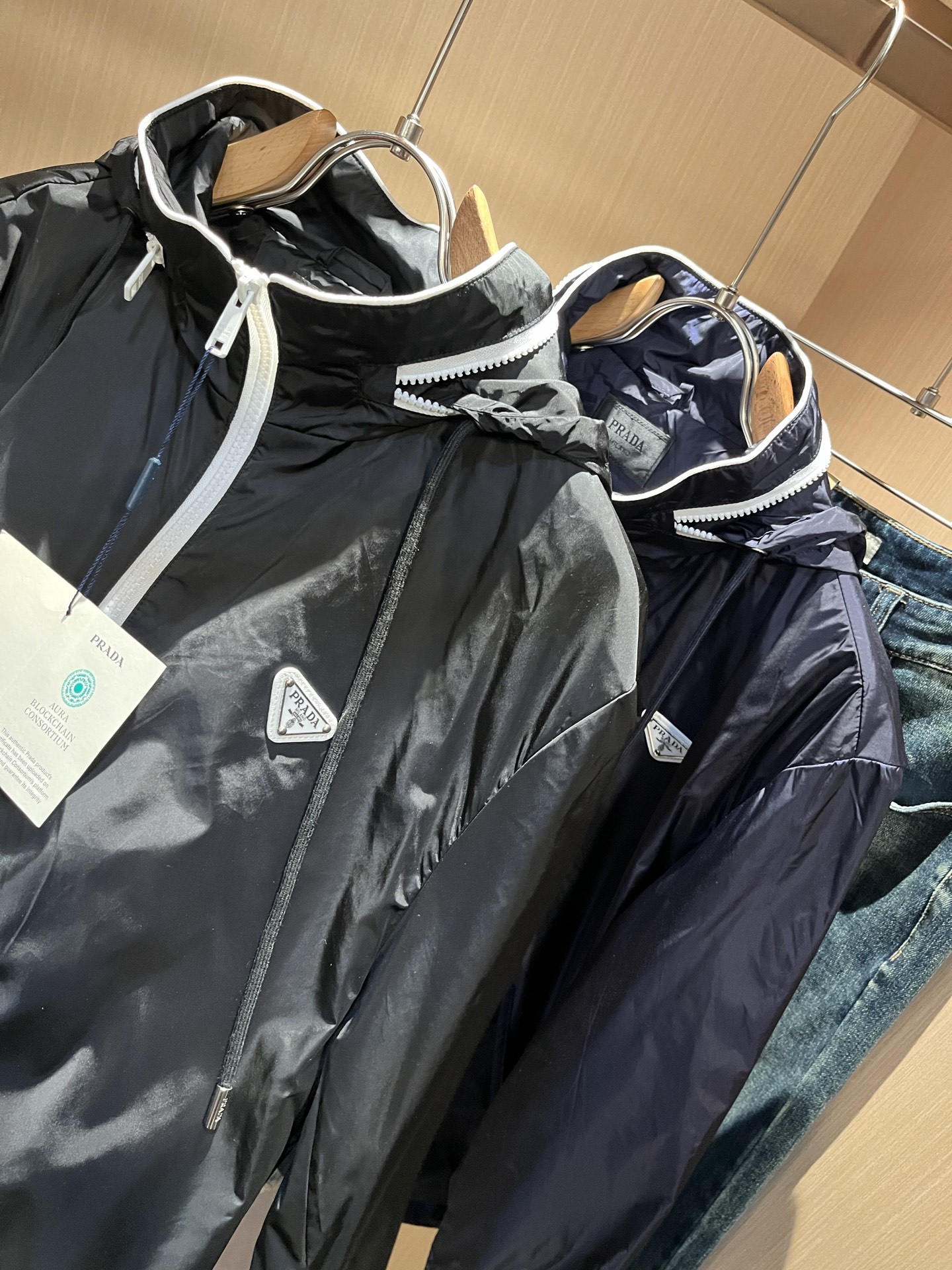 PRAD*A普*达2025秋冬休闲夹克外套，最新时尚休闲拉链夹克，时尚夹克外套!贸易公司渠道稀出，同步官