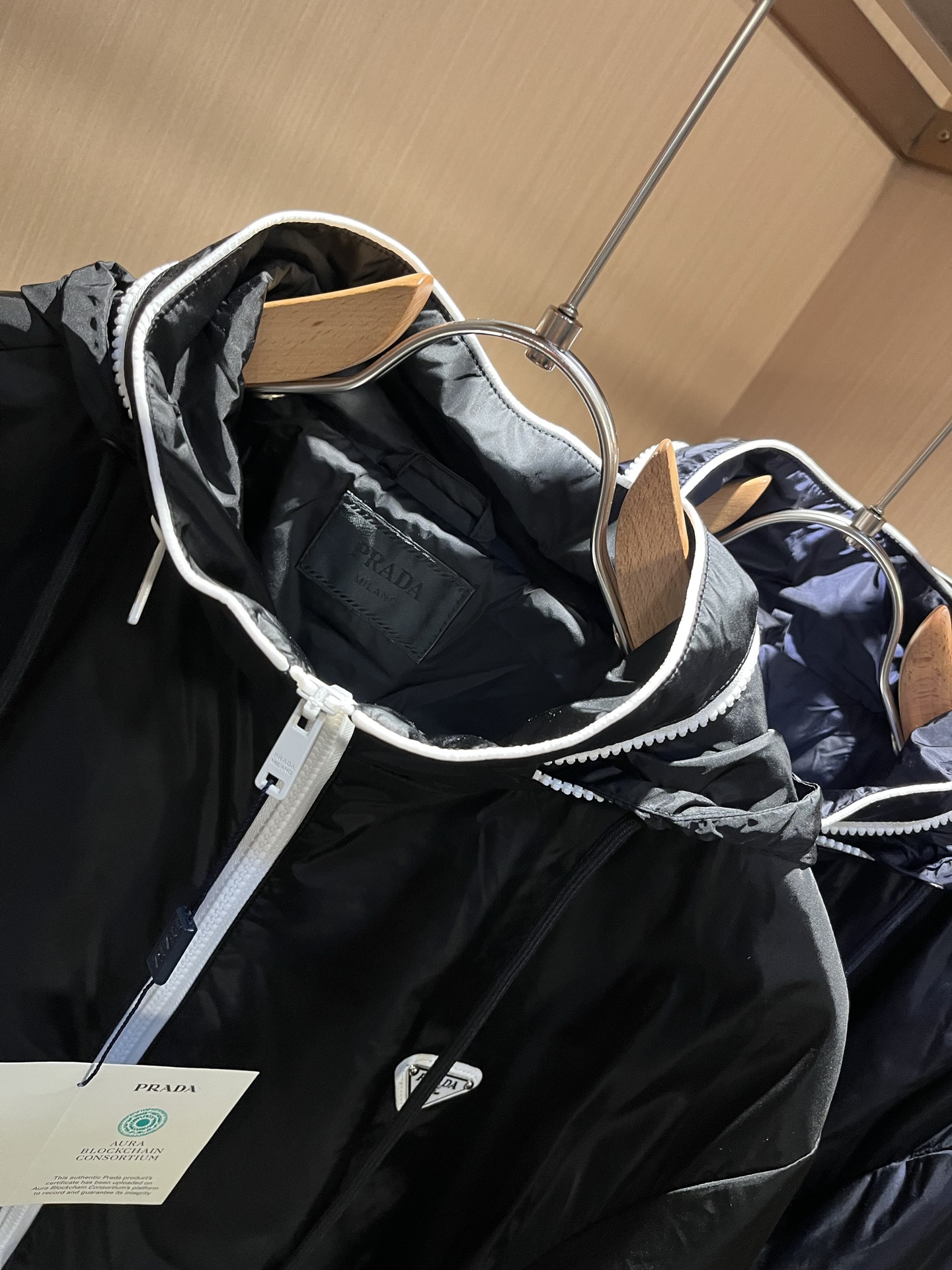 PRAD*A普*达2025秋冬休闲夹克外套，最新时尚休闲拉链夹克，时尚夹克外套!贸易公司渠道稀出，同步官