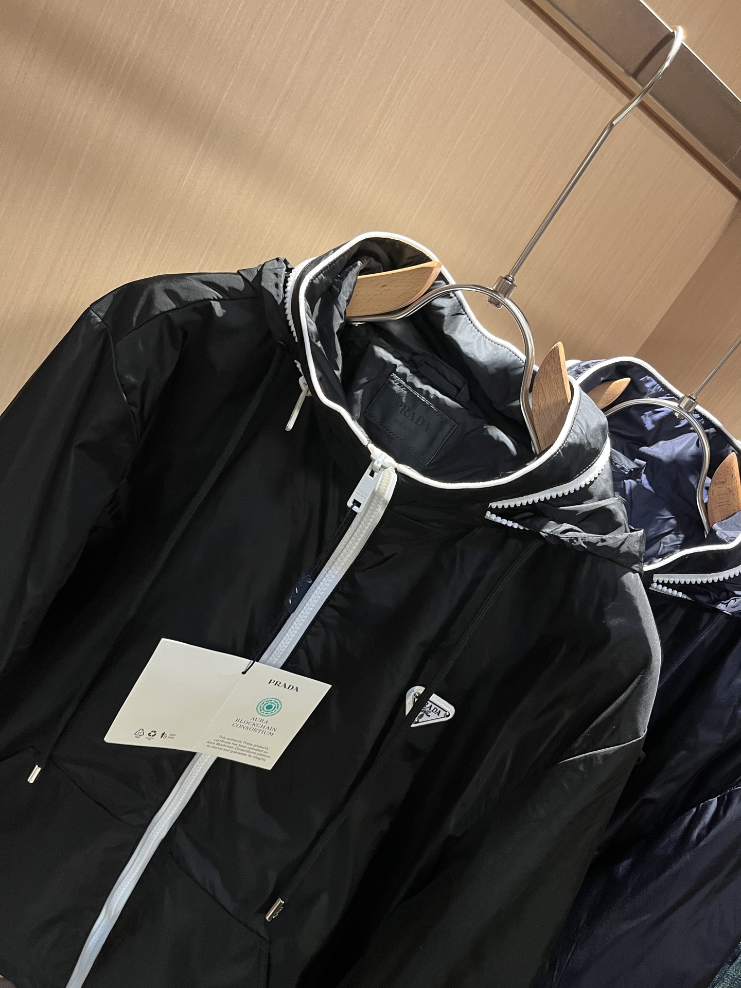 PRAD*A普*达2025秋冬休闲夹克外套，最新时尚休闲拉链夹克，时尚夹克外套!贸易公司渠道稀出，同步官