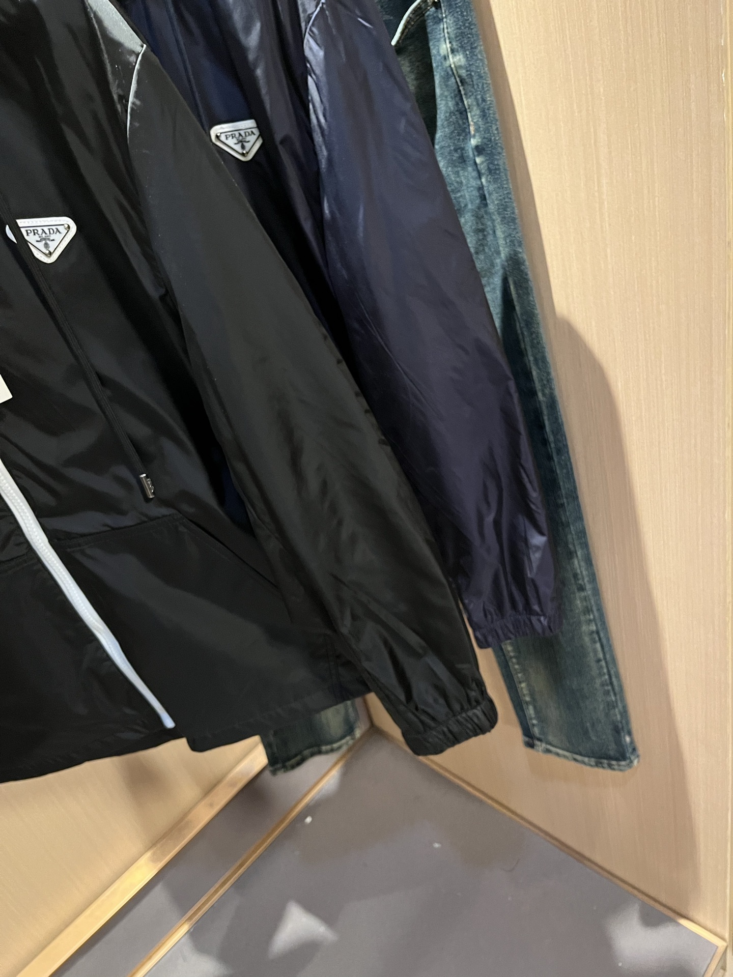 PRAD*A普*达2025秋冬休闲夹克外套，最新时尚休闲拉链夹克，时尚夹克外套!贸易公司渠道稀出，同步官