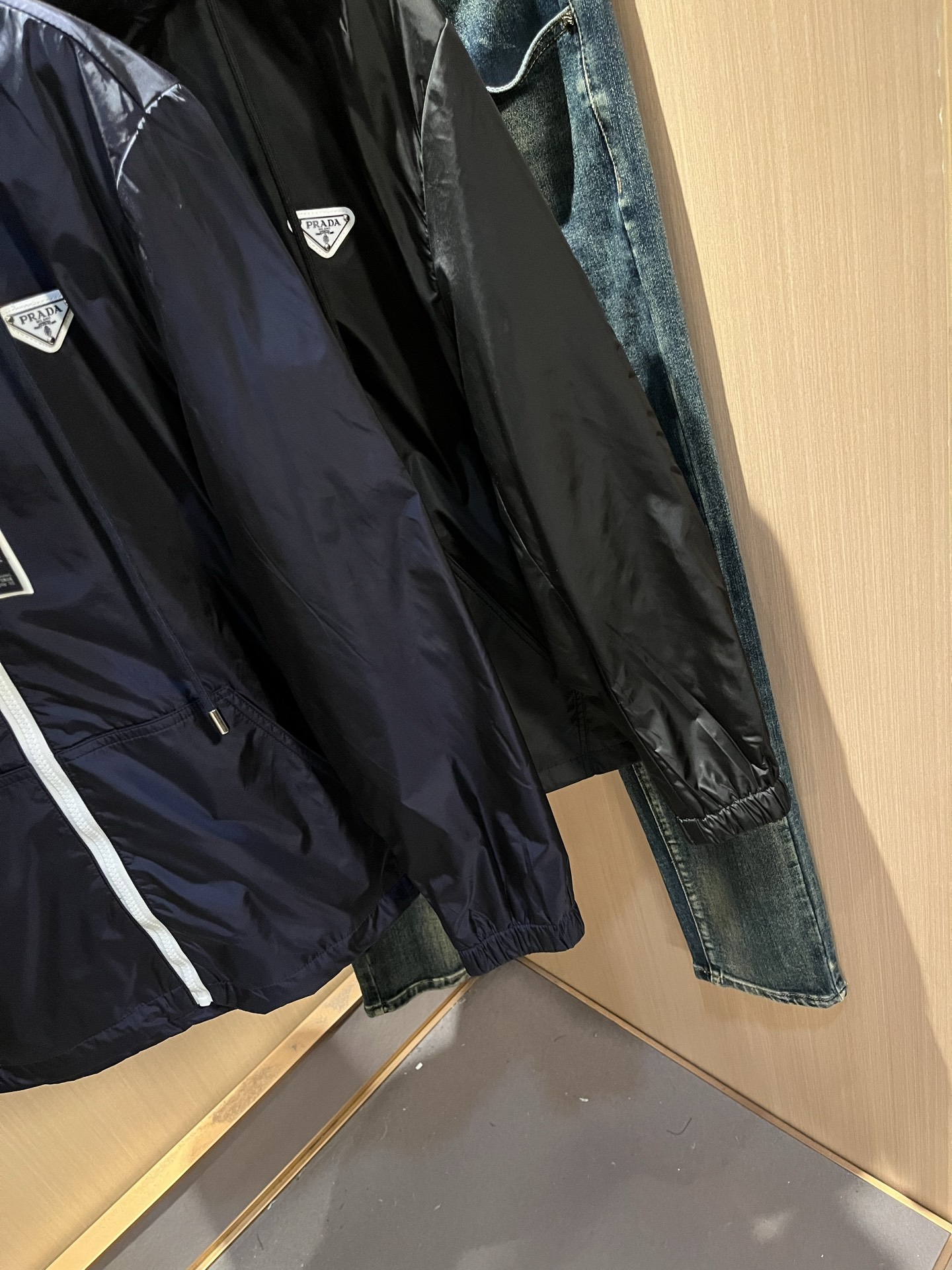 PRAD*A普*达2025秋冬休闲夹克外套，最新时尚休闲拉链夹克，时尚夹克外套!贸易公司渠道稀出，同步官