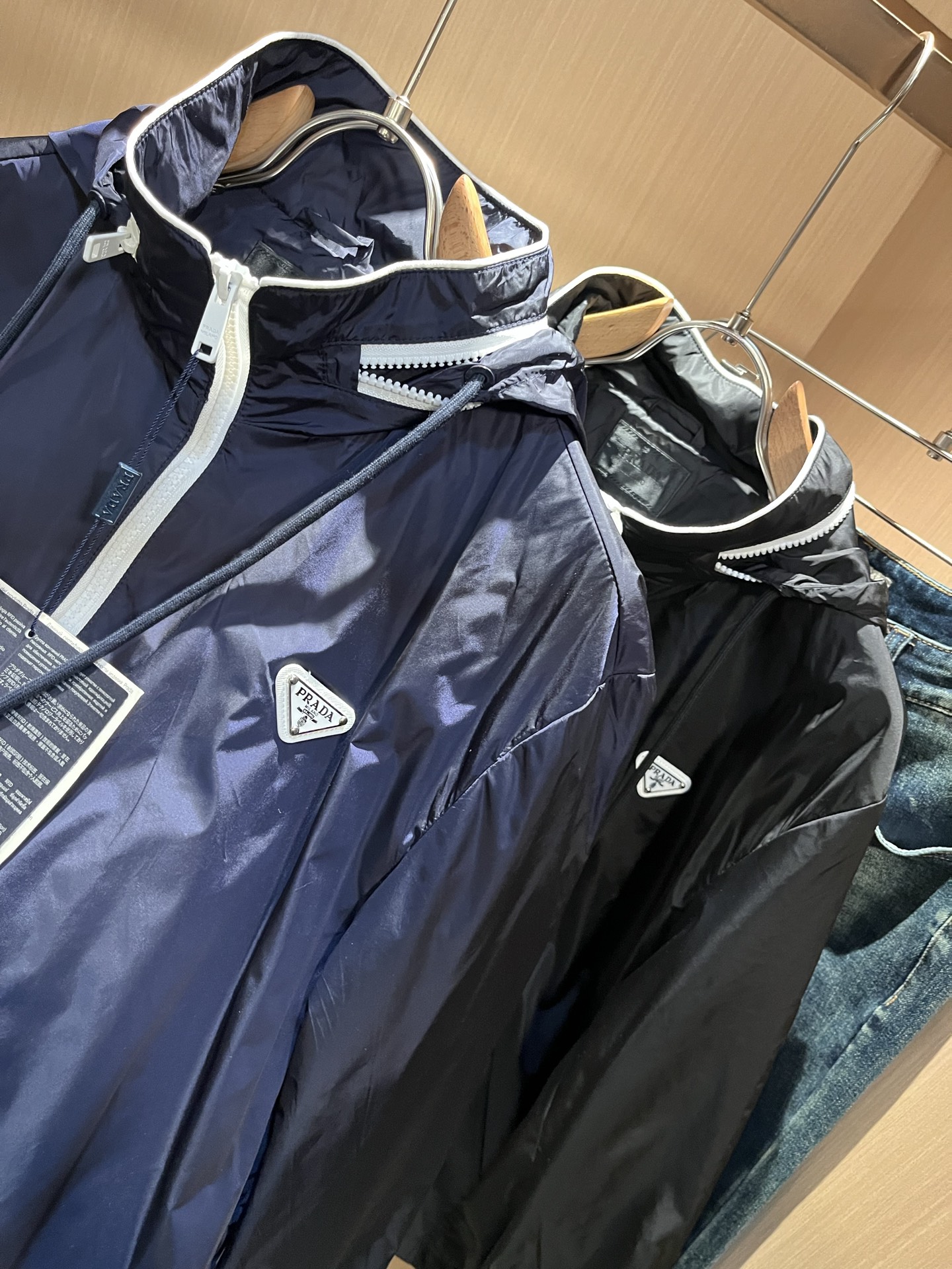 PRAD*A普*达2025秋冬休闲夹克外套，最新时尚休闲拉链夹克，时尚夹克外套!贸易公司渠道稀出，同步官