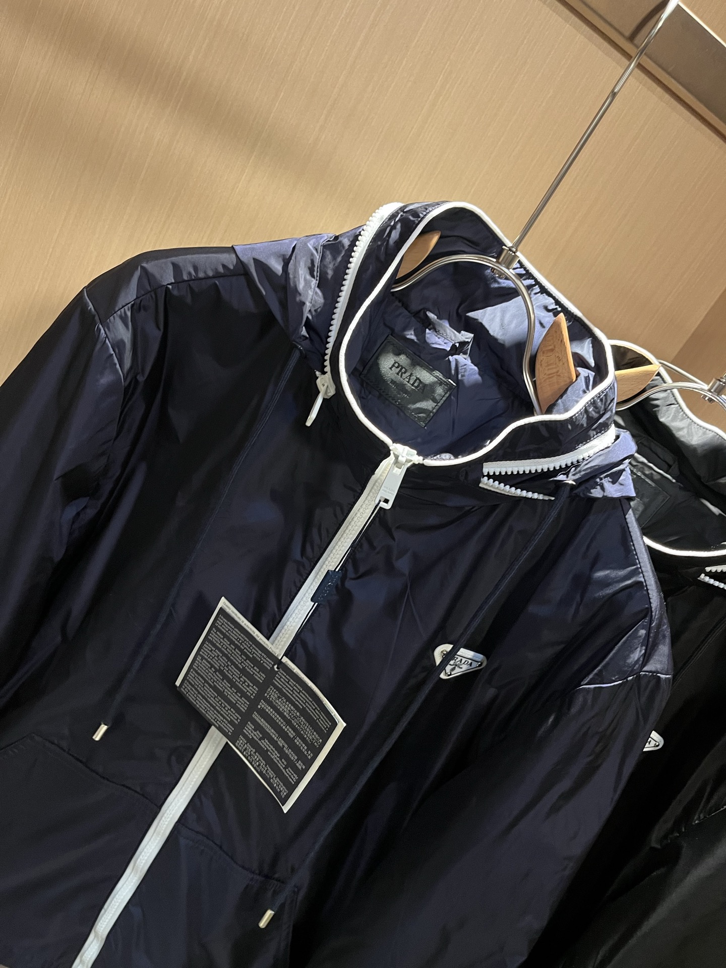 PRAD*A普*达2025秋冬休闲夹克外套，最新时尚休闲拉链夹克，时尚夹克外套!贸易公司渠道稀出，同步官