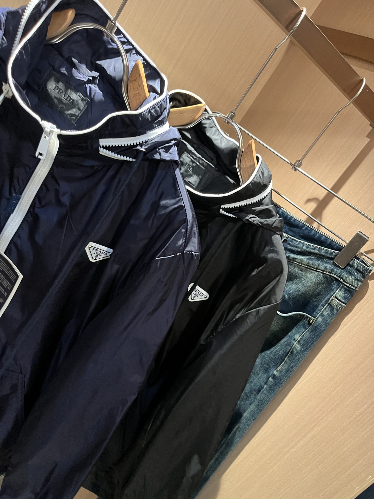 PRAD*A普*达2025秋冬休闲夹克外套，最新时尚休闲拉链夹克，时尚夹克外套!贸易公司渠道稀出，同步官