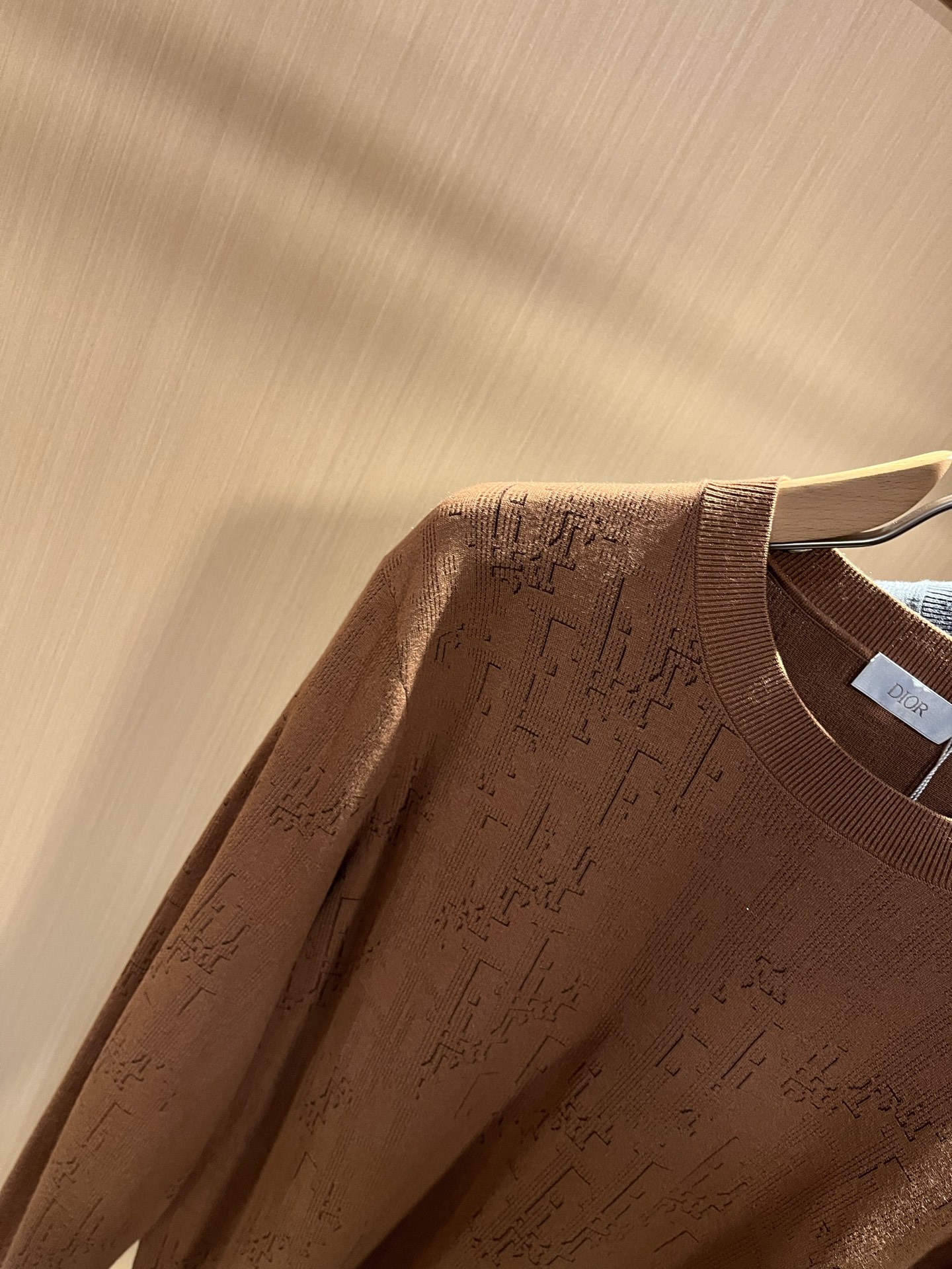 Dior*迪家 2025秋冬新款男女同款👫针织羊毛衫，专柜同步发售！定制专属羊毛🐑面料，从容百搭，档次极