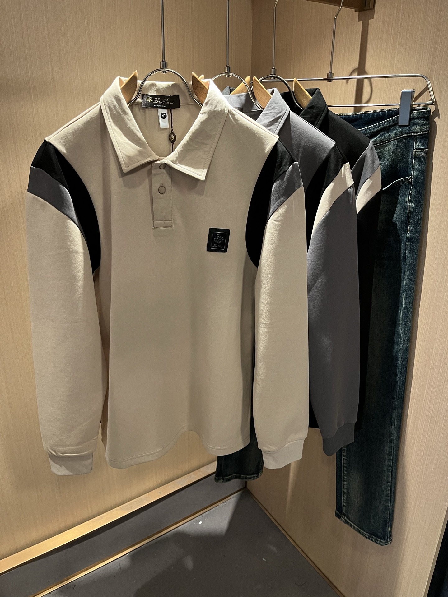 Loro Piana诺悠翩雅 2025秋冬新品男士卫衣，外贸公司订单！胸前logo图案徽章设计！客供婴儿