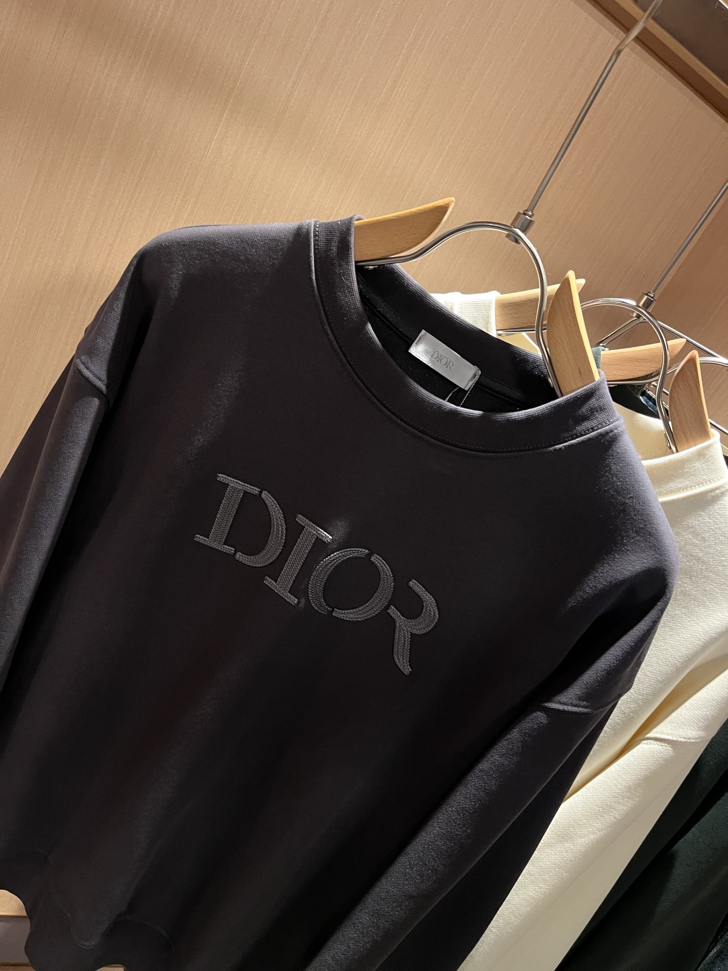 Dio*迪家 2025秋冬新款男女同款👫长袖卫衣，专柜同步发售！定制专属纯棉面料卫衣，定制原版工艺螺纹，