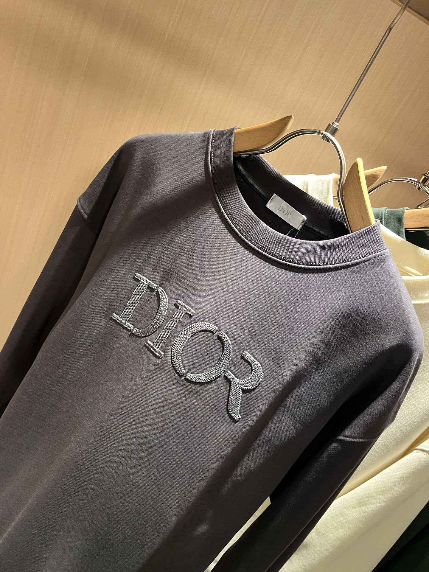 Dio*迪家 2025秋冬新款男女同款👫长袖卫衣，专柜同步发售！定制专属纯棉面料卫衣，定制原版工艺螺纹，