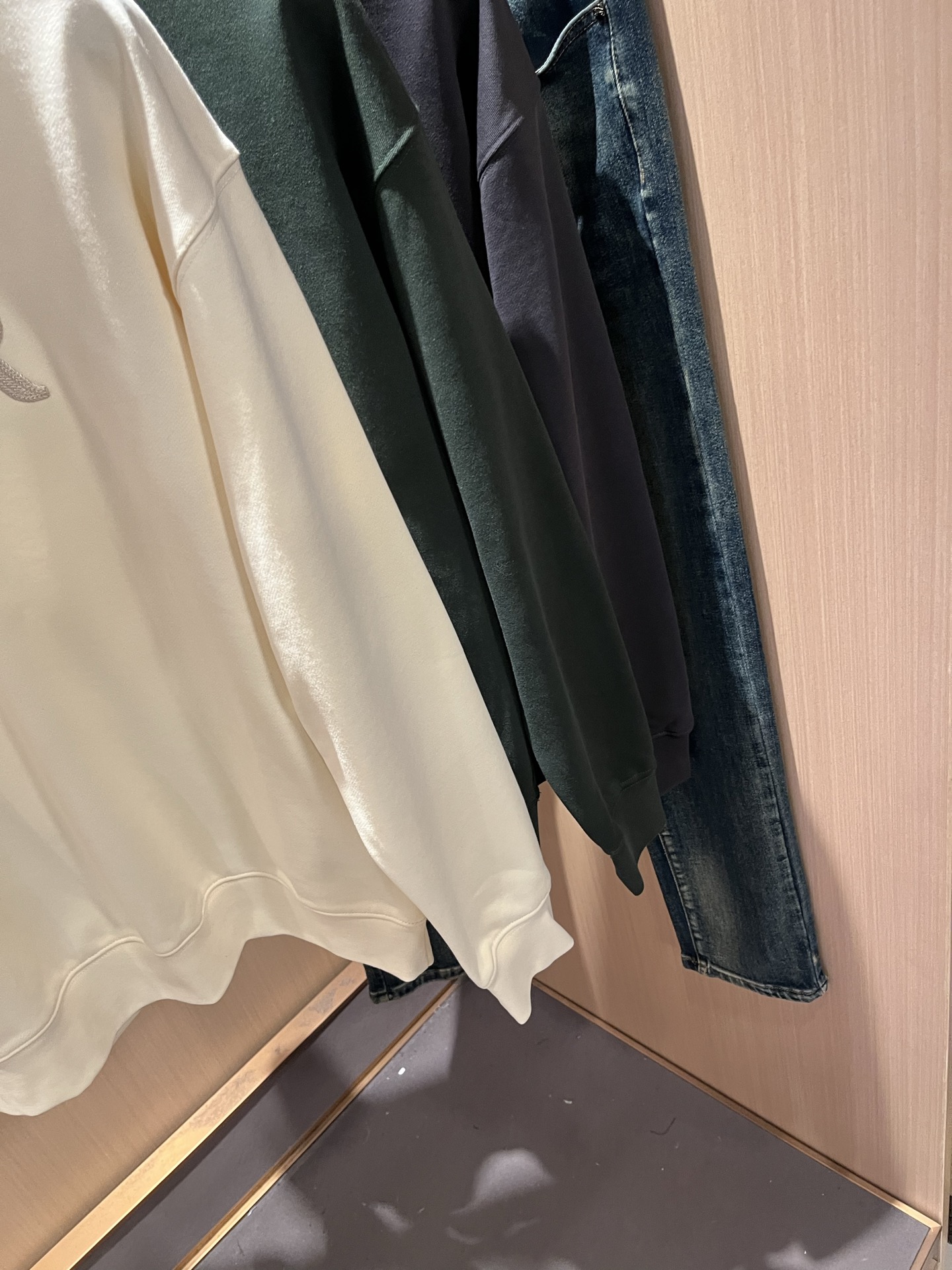 Dio*迪家 2025秋冬新款男女同款👫长袖卫衣，专柜同步发售！定制专属纯棉面料卫衣，定制原版工艺螺纹，