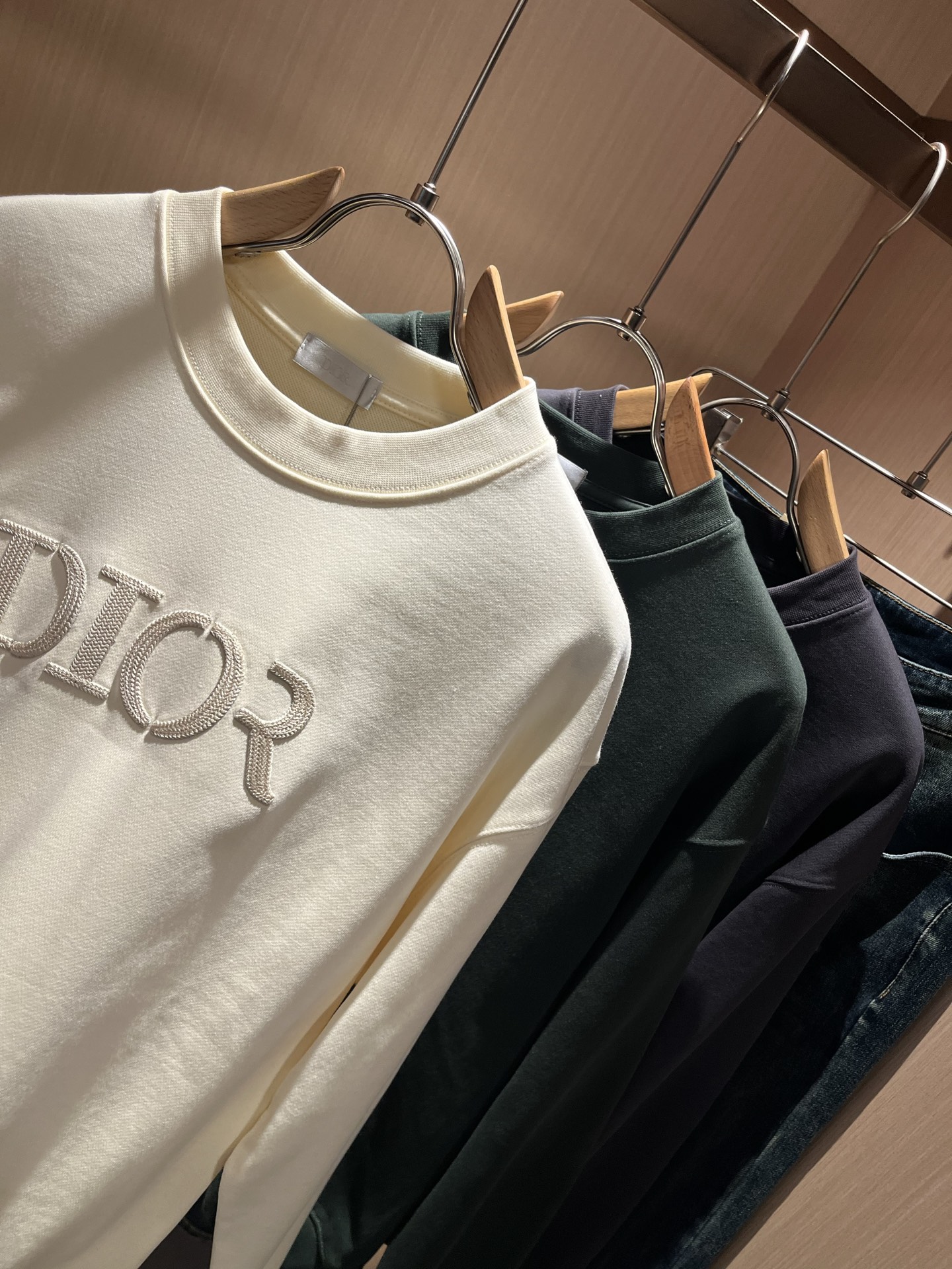 Dio*迪家 2025秋冬新款男女同款👫长袖卫衣，专柜同步发售！定制专属纯棉面料卫衣，定制原版工艺螺纹，