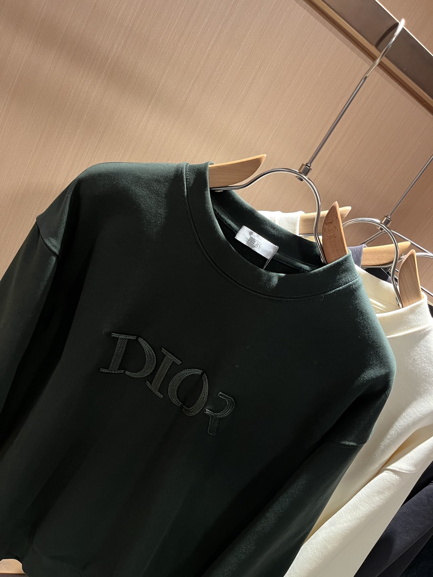 Dio*迪家 2025秋冬新款男女同款👫长袖卫衣，专柜同步发售！定制专属纯棉面料卫衣，定制原版工艺螺纹，