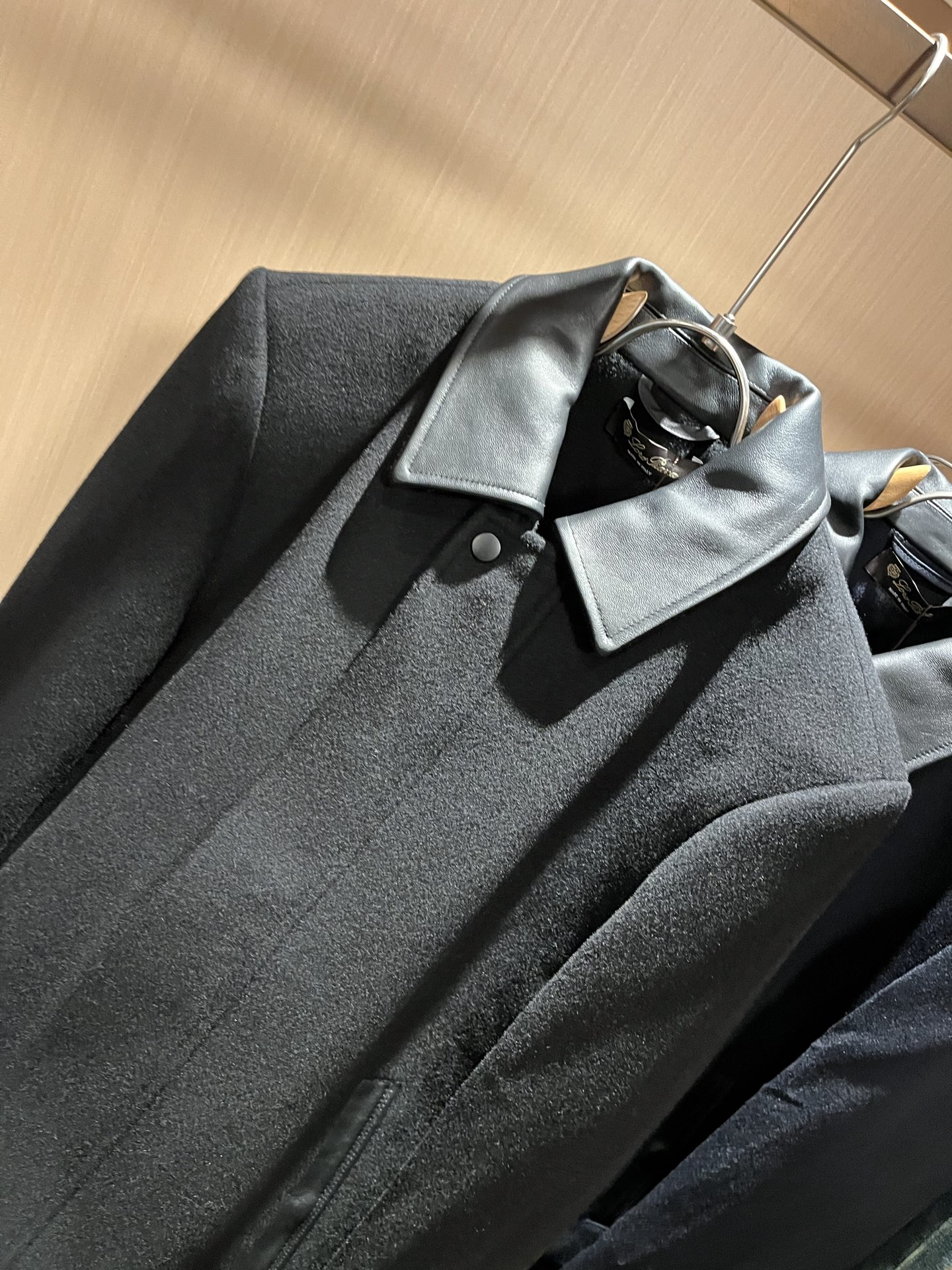 Loro Piana诺悠翩雅 2025秋冬新品男士休闲夹克外套，外贸公司订单！客供羊毛呢材质，经典的专有