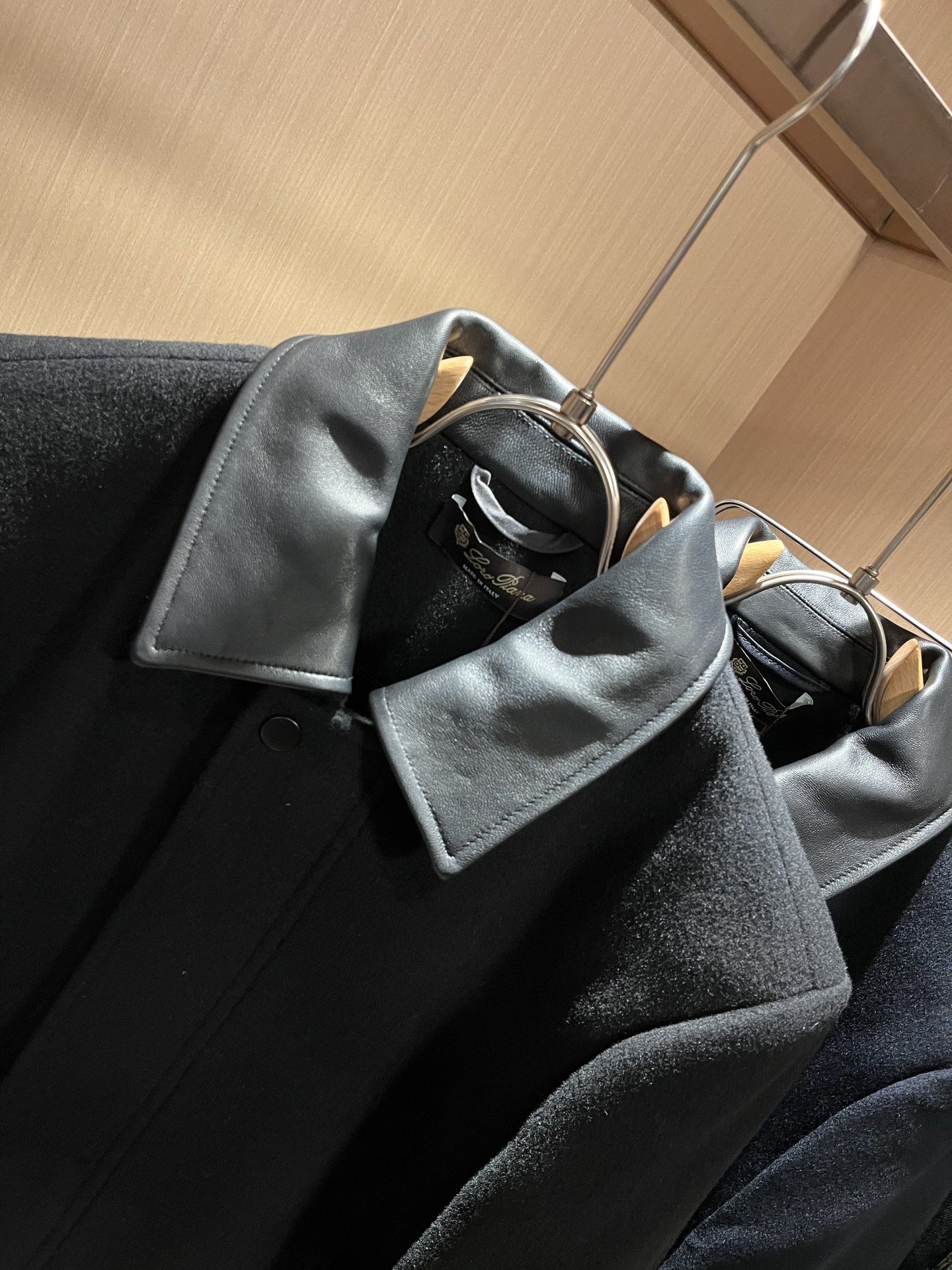 Loro Piana诺悠翩雅 2025秋冬新品男士休闲夹克外套，外贸公司订单！客供羊毛呢材质，经典的专有