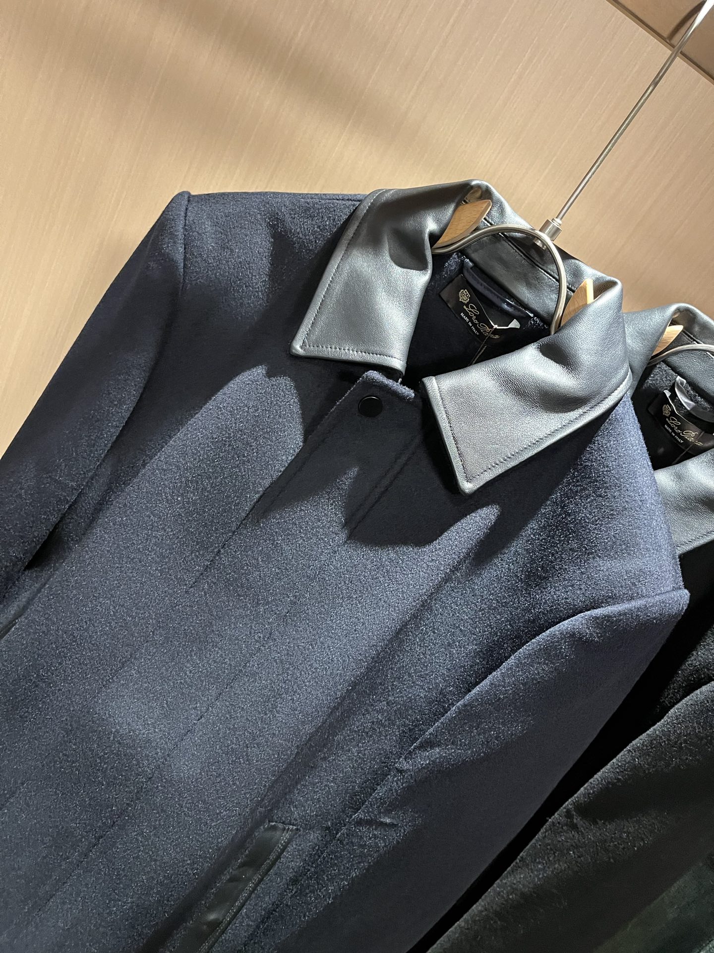 Loro Piana诺悠翩雅 2025秋冬新品男士休闲夹克外套，外贸公司订单！客供羊毛呢材质，经典的专有