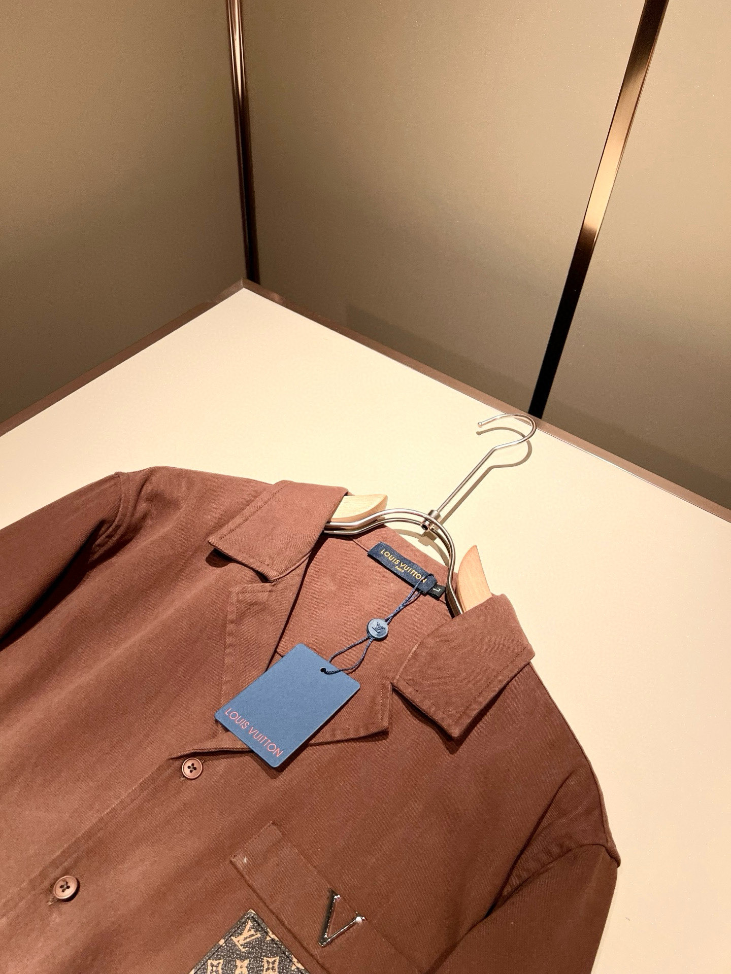 Louis Vuit*on 路易*登 2025秋冬新款轻奢男女同款👫衬衣，路易家族的新高端，细节品质永远