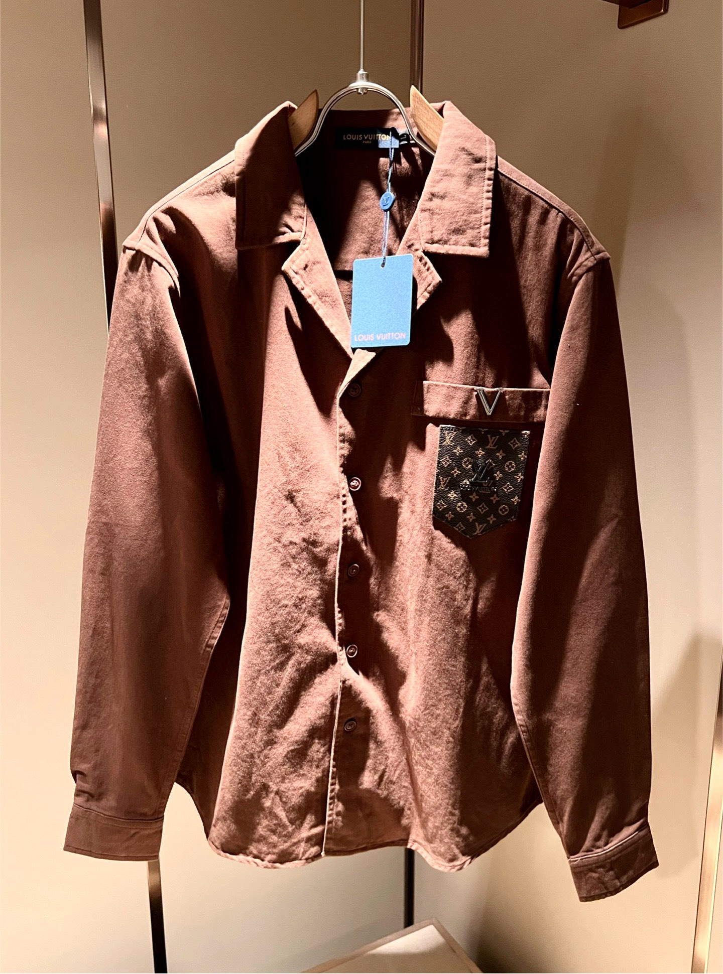 Louis Vuit*on 路易*登 2025秋冬新款轻奢男女同款👫衬衣，路易家族的新高端，细节品质永远